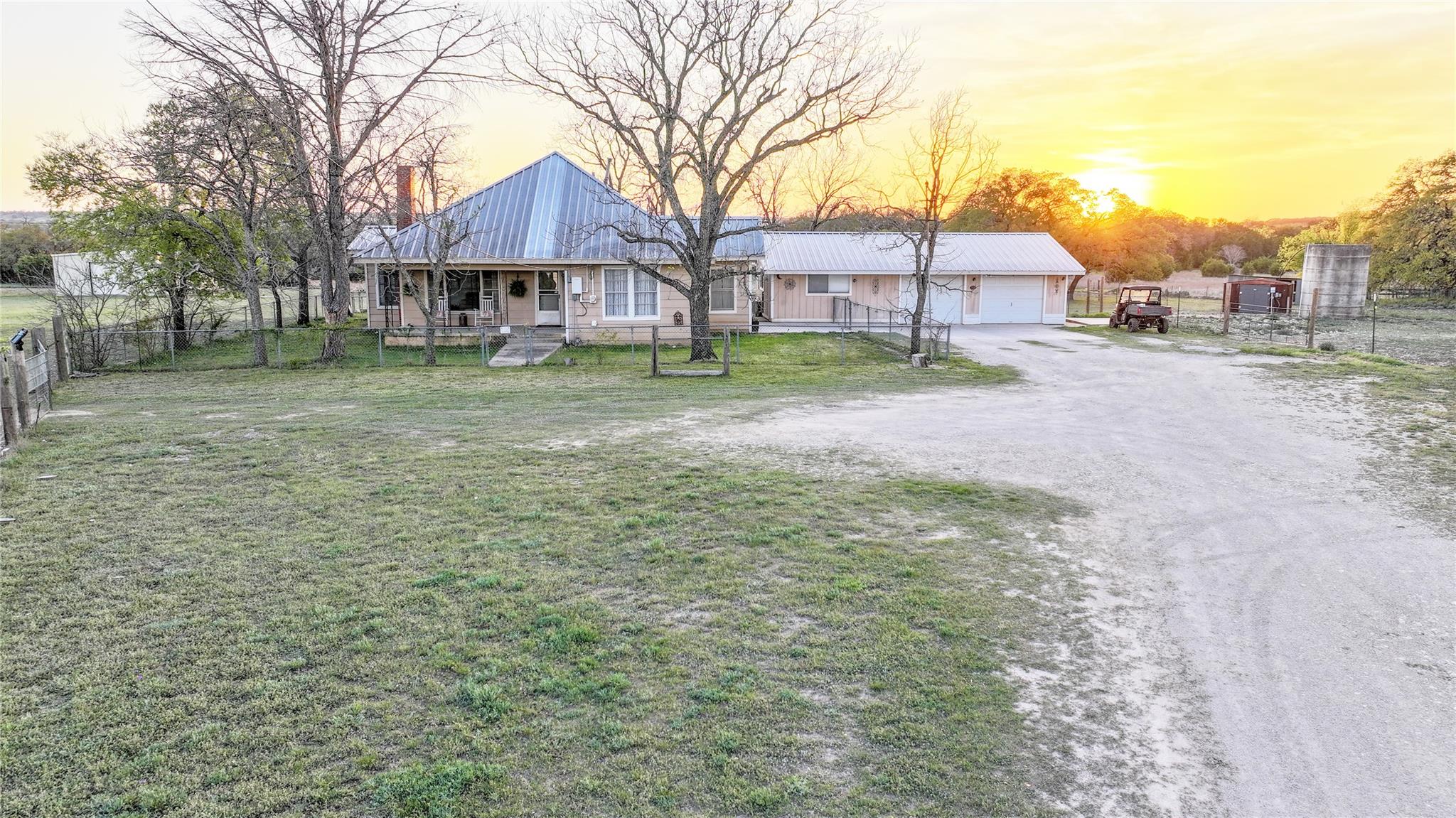 656 County Road 1301, Lampasas, TX 76550