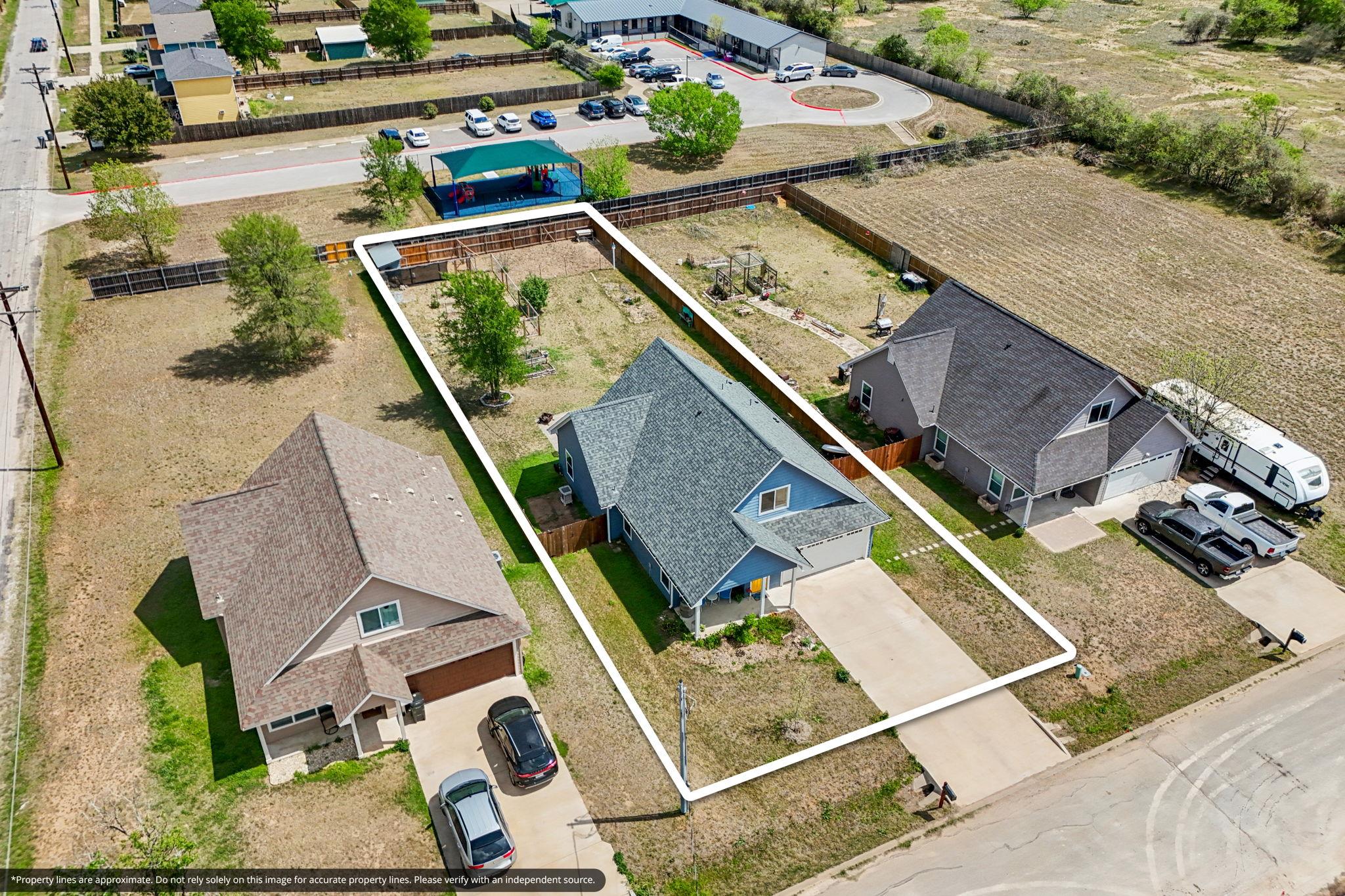 2415 Wilson St, Bastrop, TX 78602