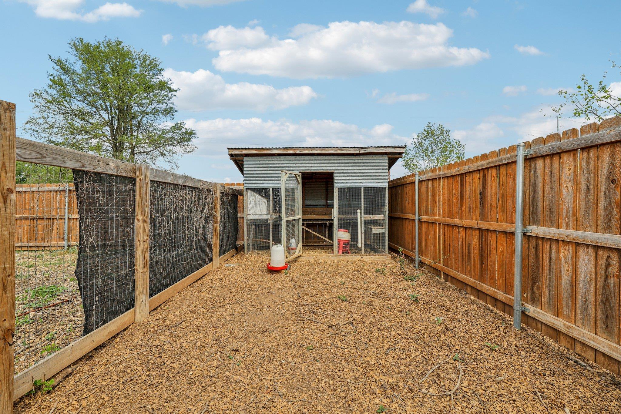 2415 Wilson St, Bastrop, TX 78602