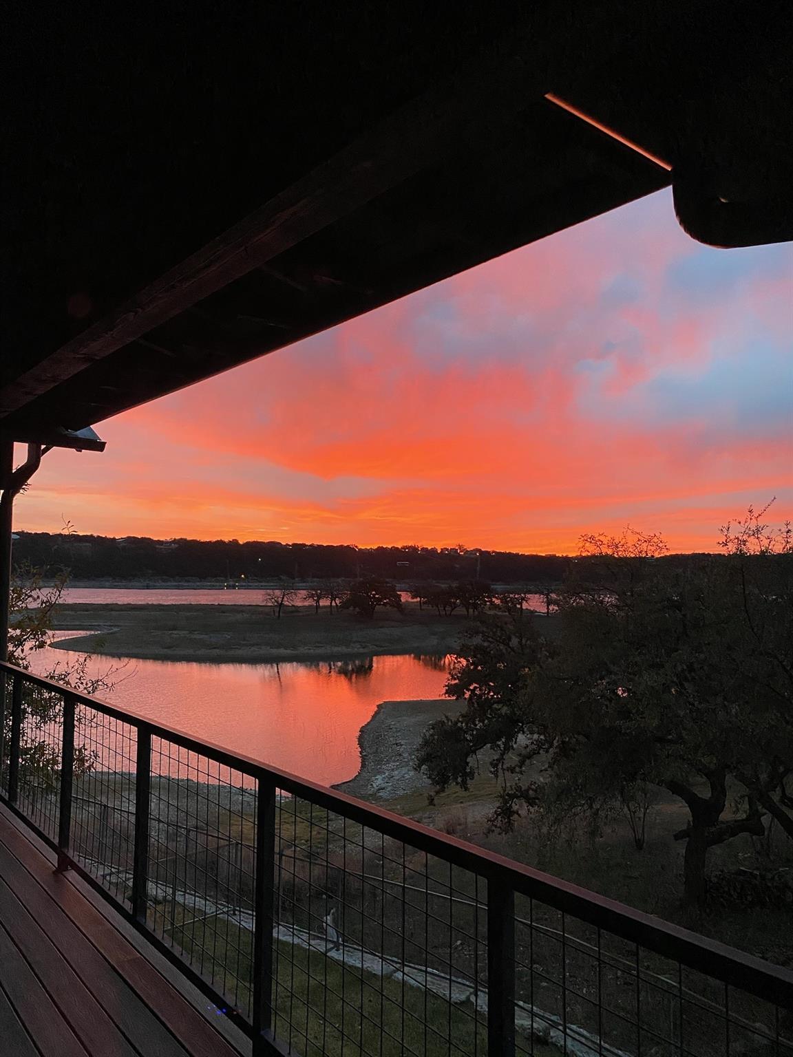 2217 Seabiscuit Cv # 105, Spicewood, TX 78669