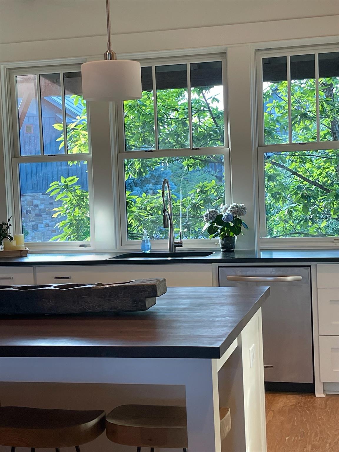 2217 Seabiscuit Cv # 105, Spicewood, TX 78669