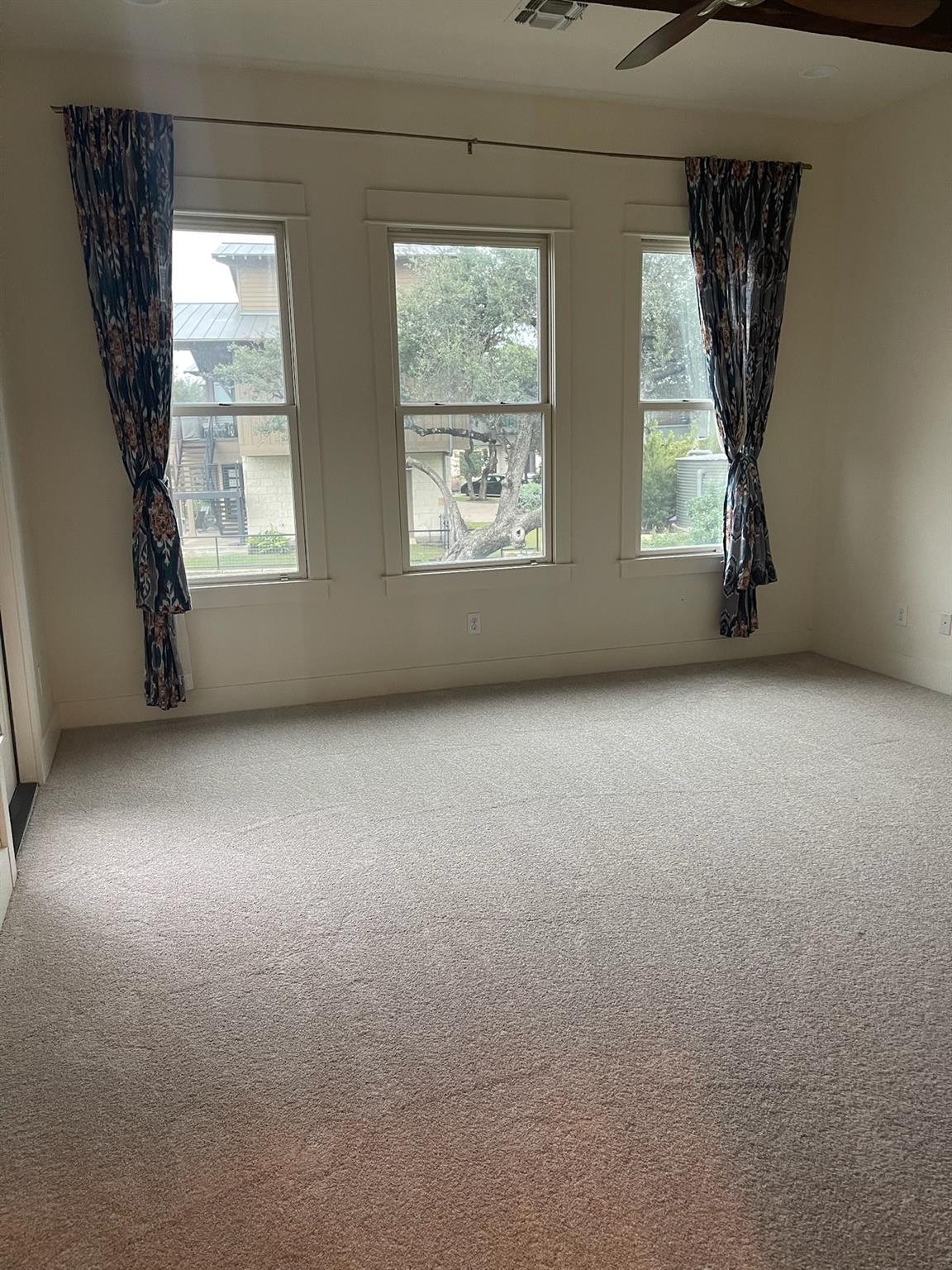 2217 Seabiscuit Cv # 105, Spicewood, TX 78669