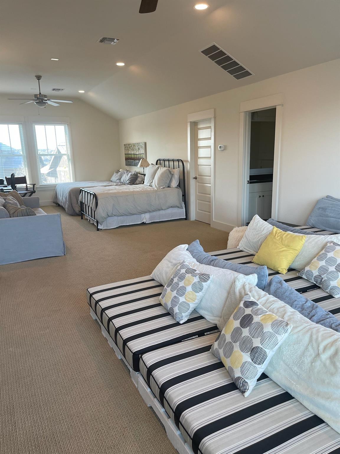 2217 Seabiscuit Cv # 105, Spicewood, TX 78669