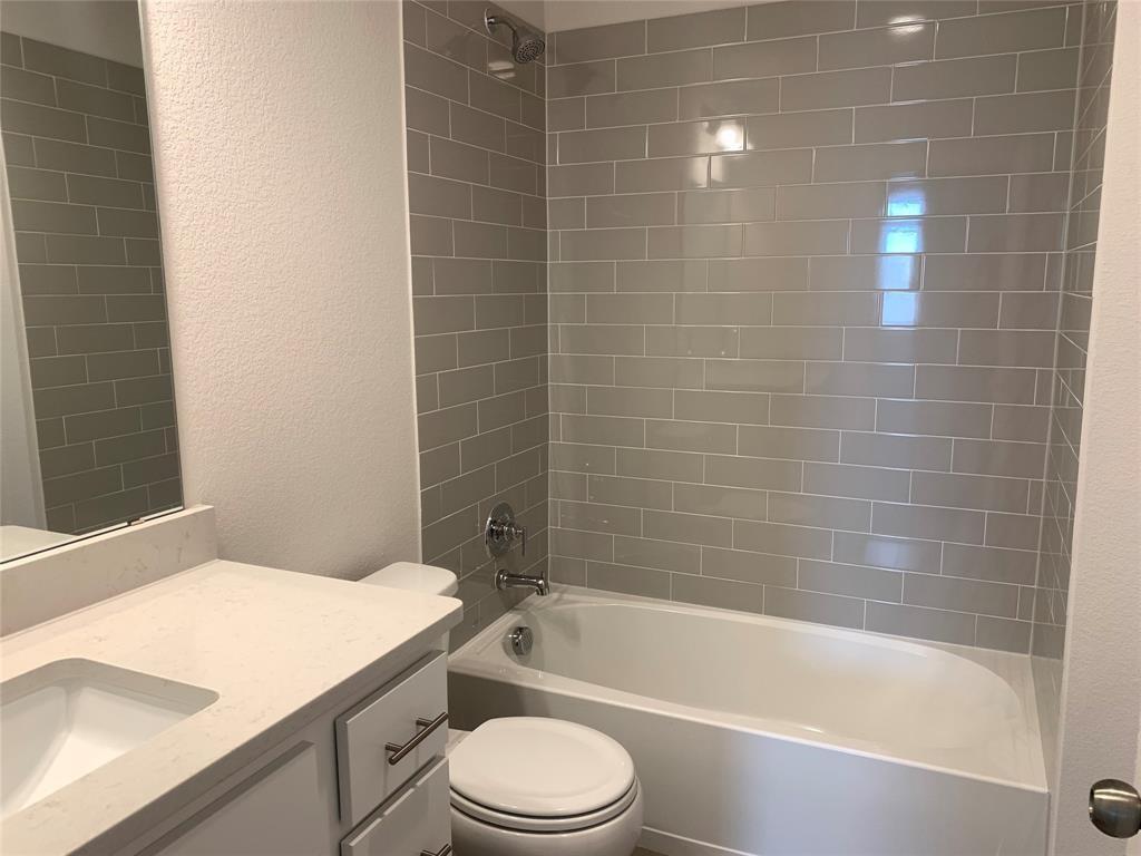 4802 Star Jasmine Dr # 115, Austin, TX 78723