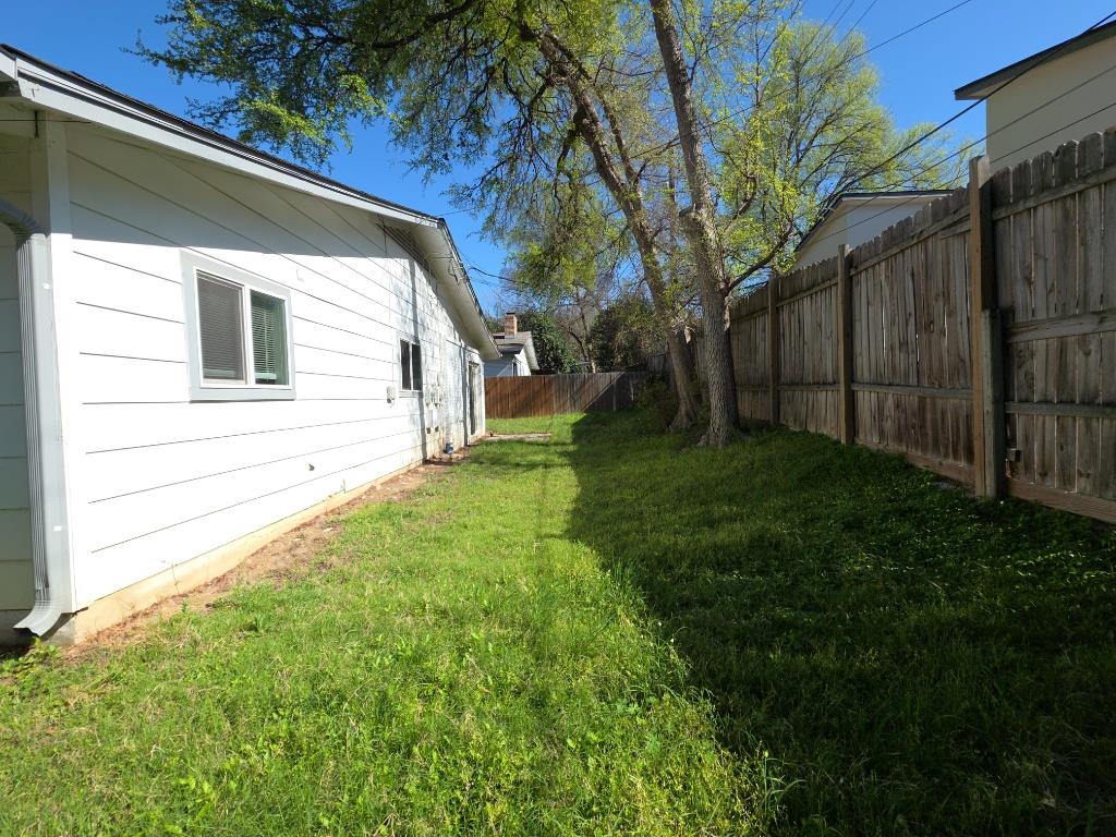 2403 La Casa Dr # B, Austin, TX 78704