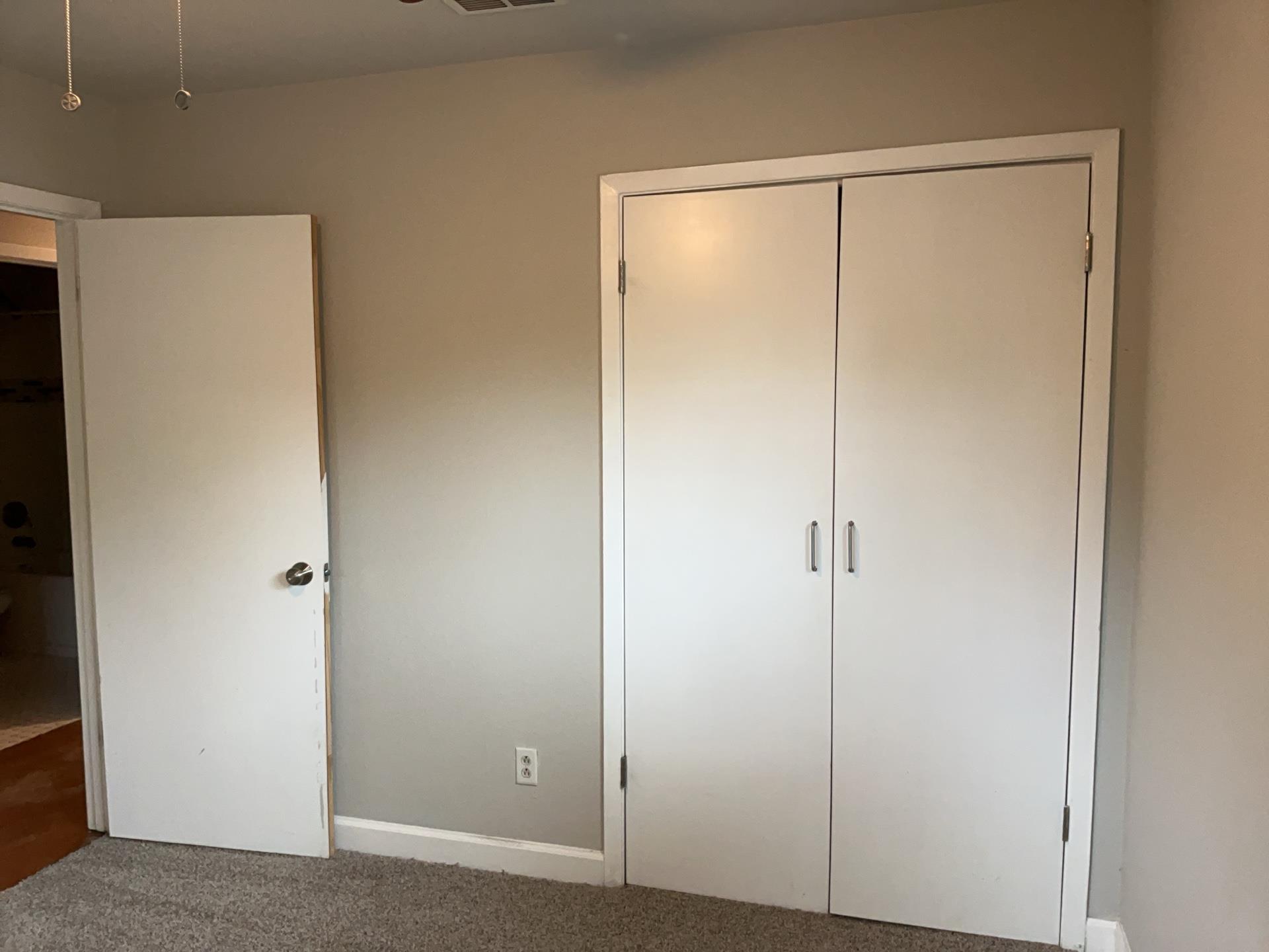 2403 La Casa Dr # B, Austin, TX 78704