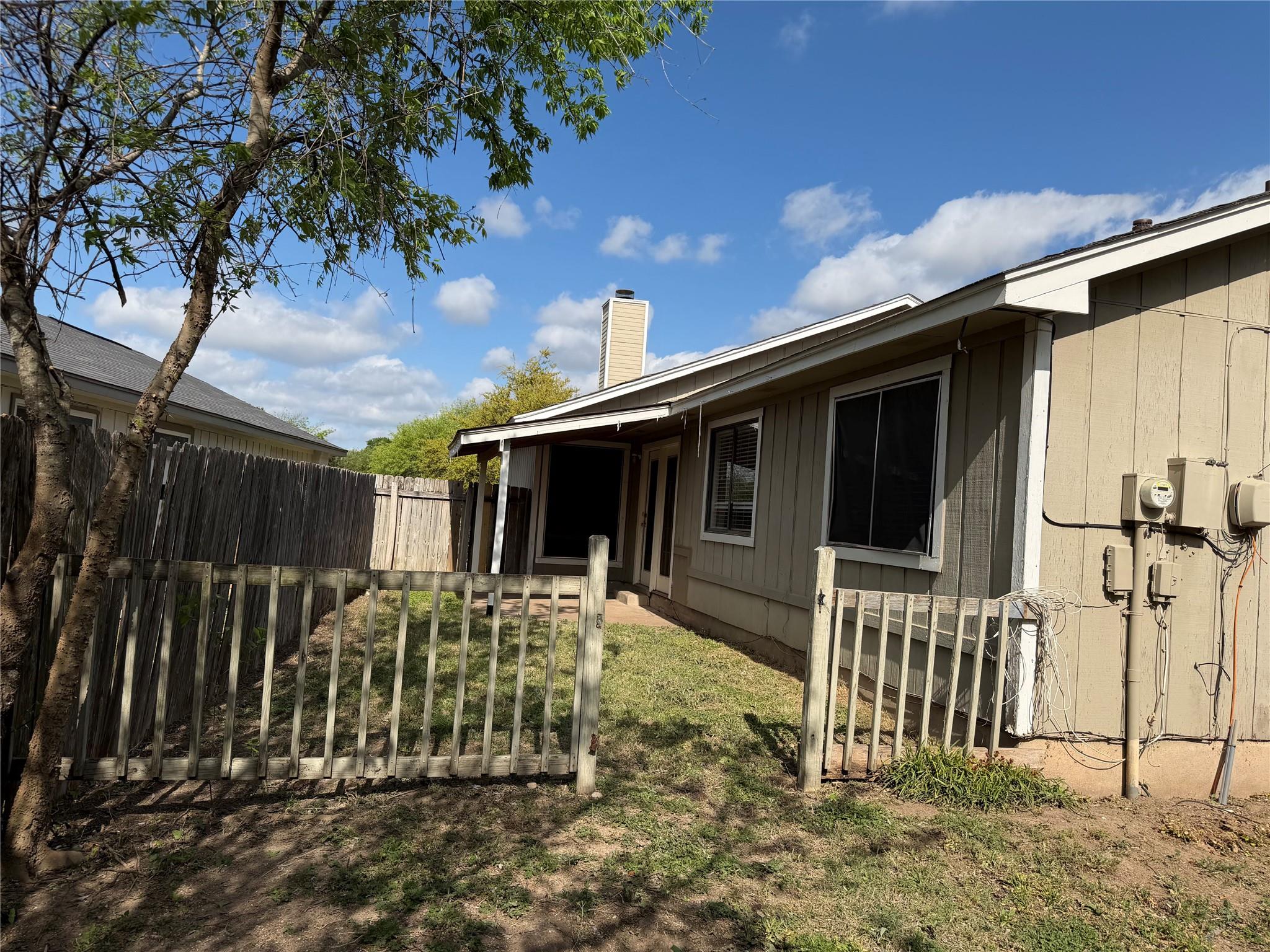 12103 Sunderland Dr, Austin, TX 78753