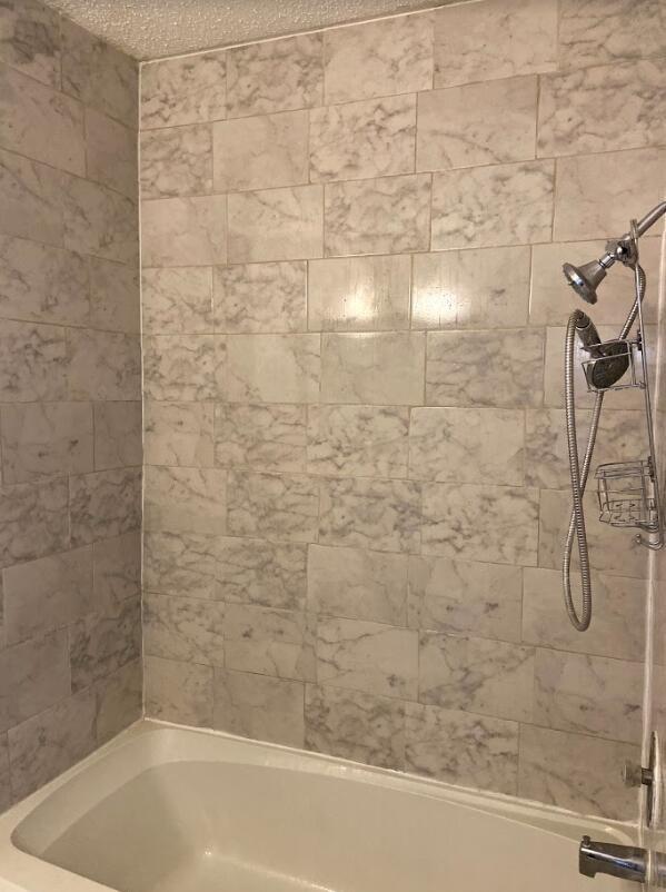 12103 Sunderland Dr, Austin, TX 78753