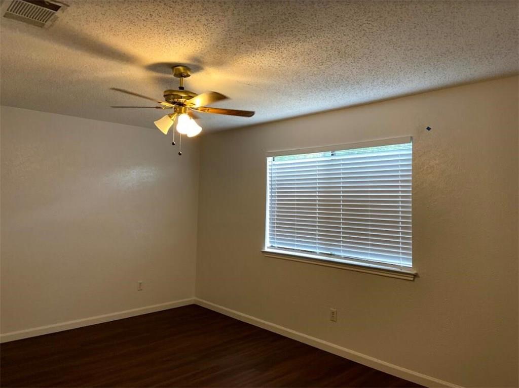 12103 Sunderland Dr, Austin, TX 78753