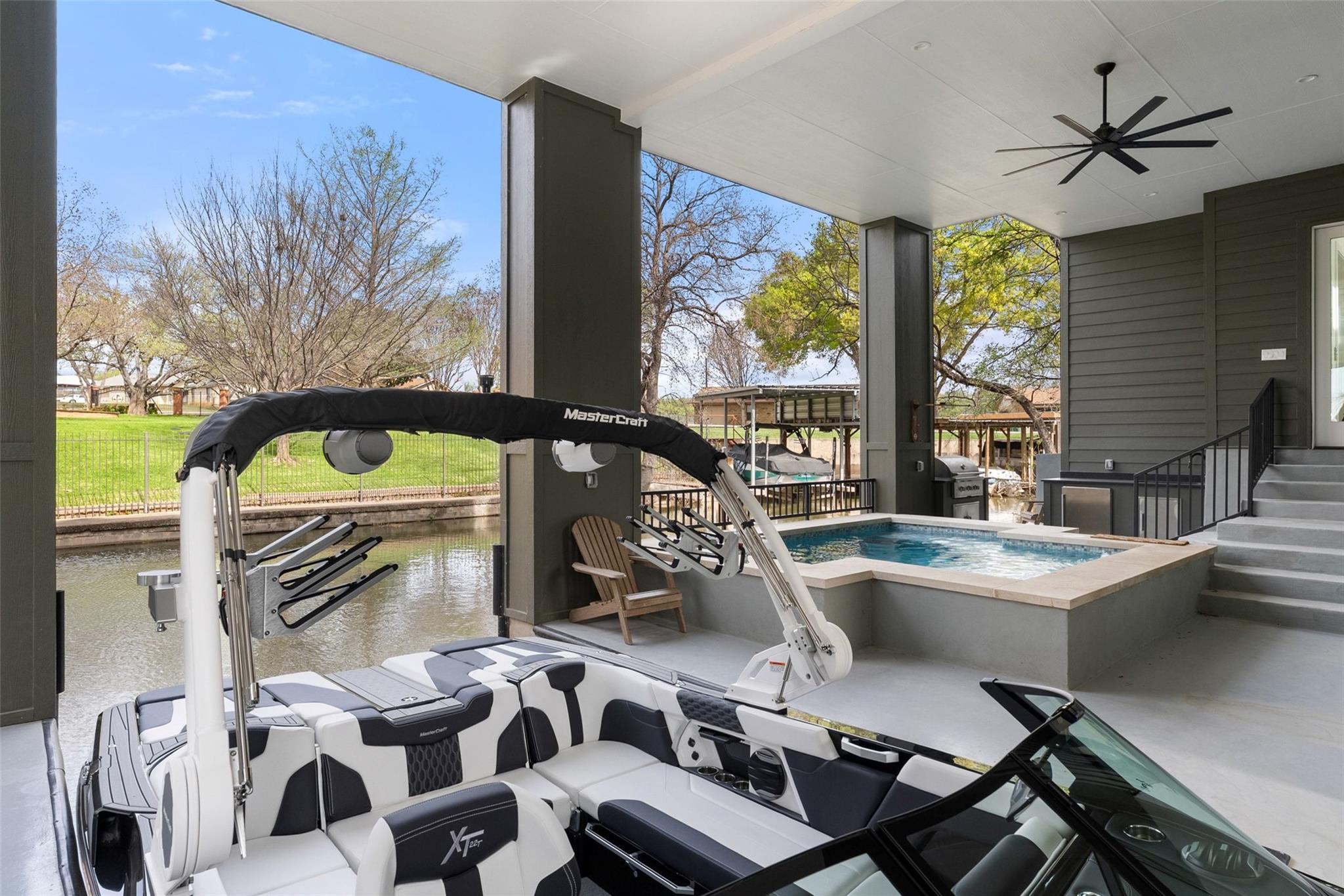 102 Cypress Shore Lane Ln, Kingsland, TX 78639