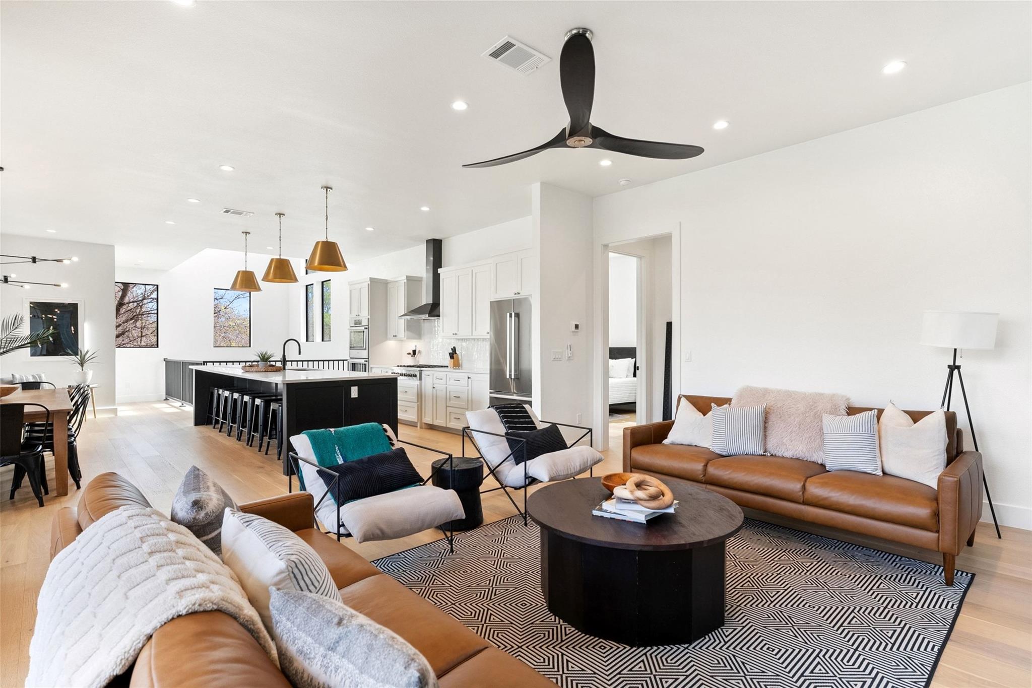 102 Cypress Shore Lane Ln, Kingsland, TX 78639