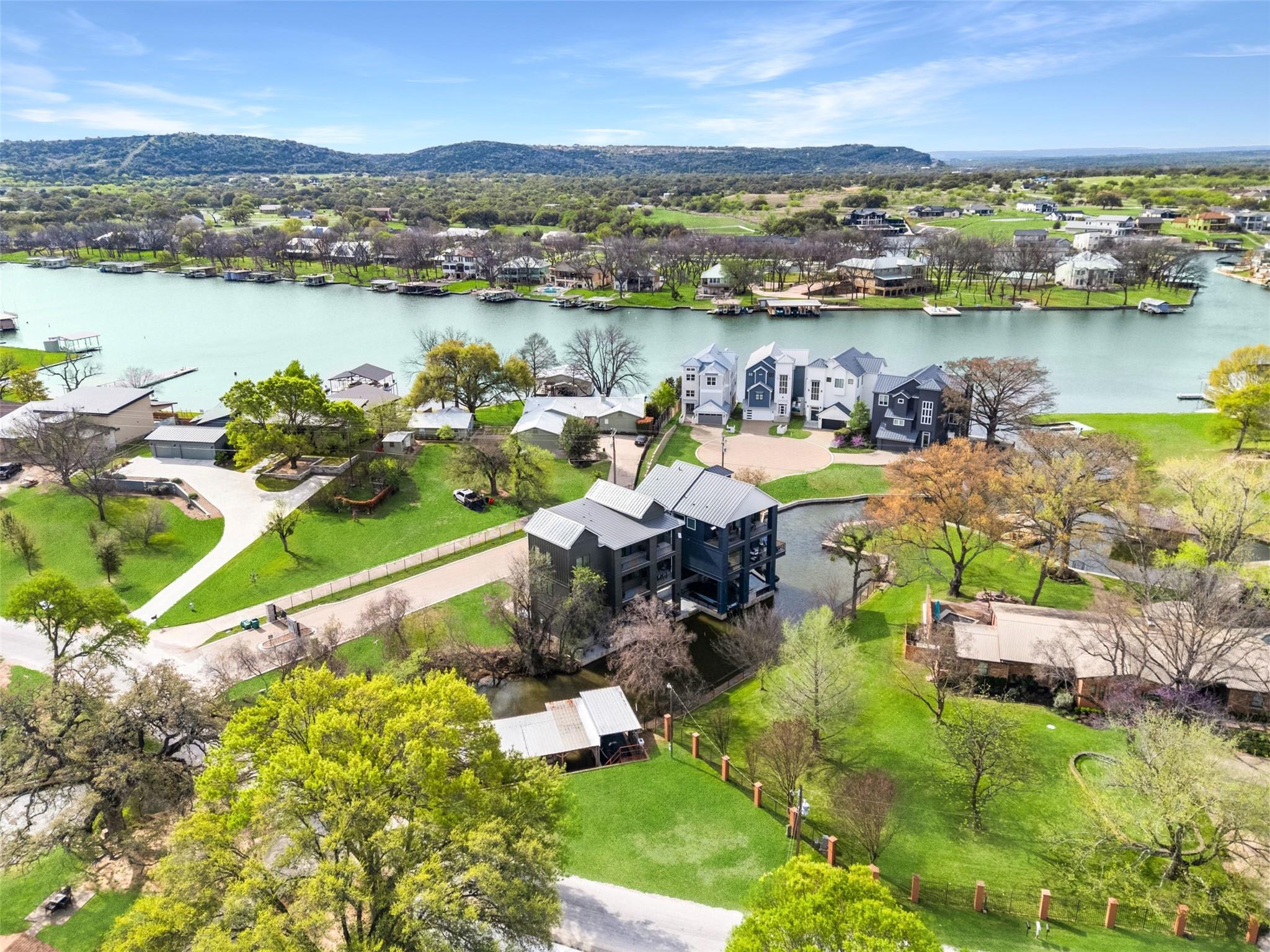 102 Cypress Shore Lane Ln, Kingsland, TX 78639