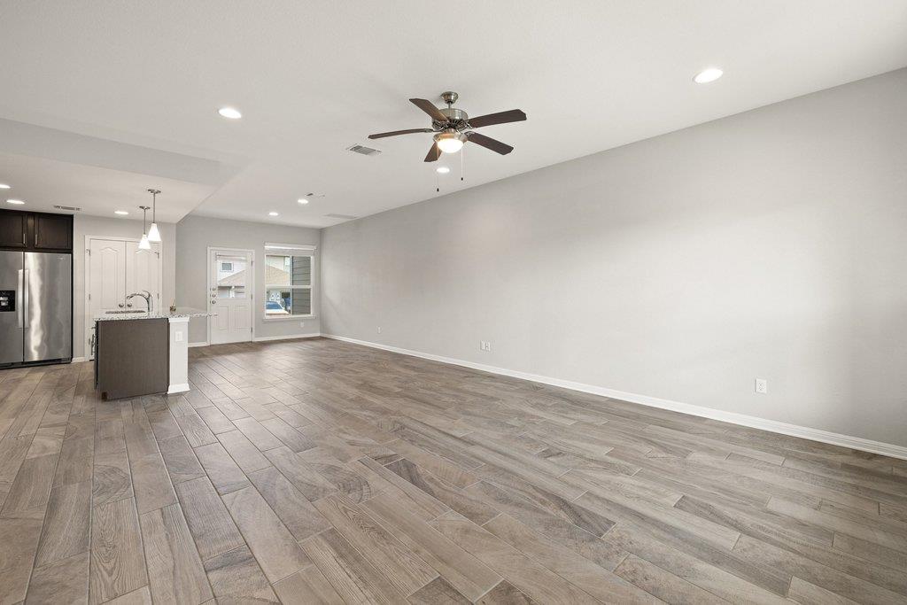 718 Tinton Falls Ln, Pflugerville, TX 78660