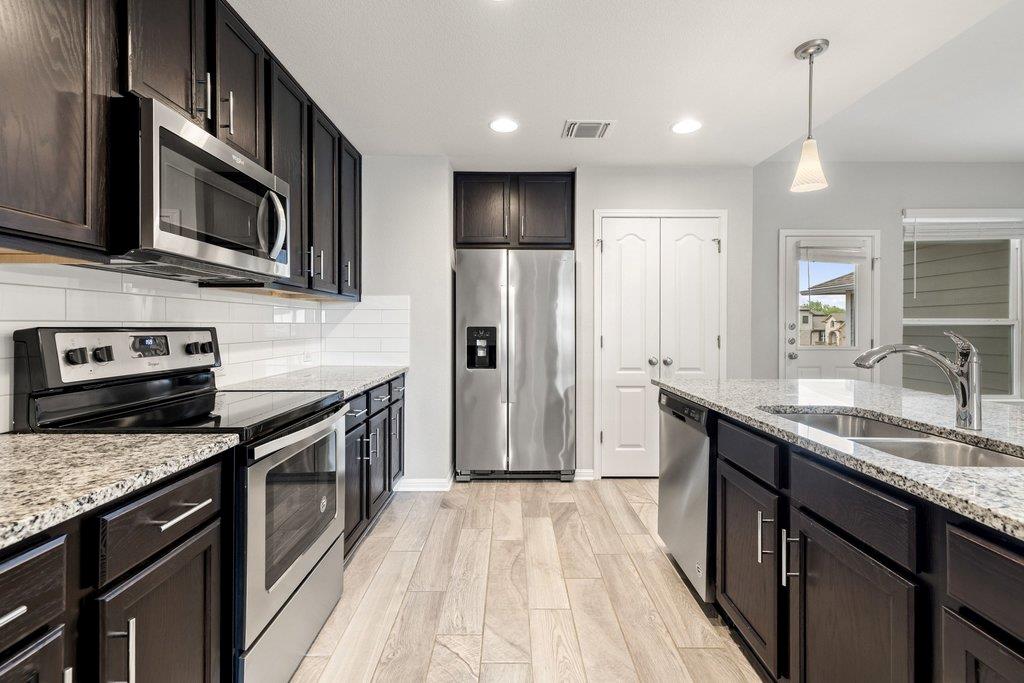 718 Tinton Falls Ln, Pflugerville, TX 78660