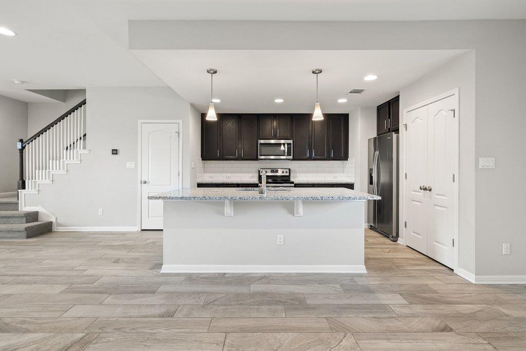 718 Tinton Falls Ln, Pflugerville, TX 78660