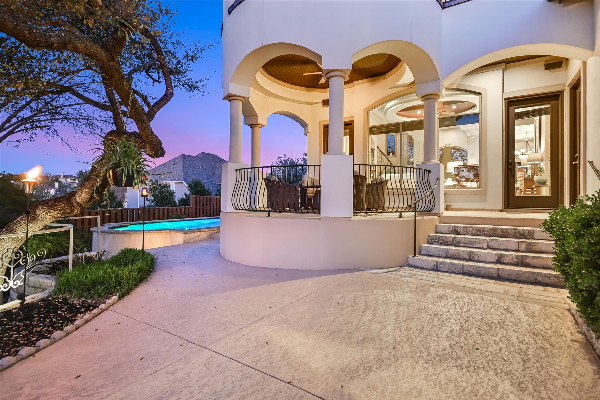 1106 Sledge Dr, Austin, TX 78734