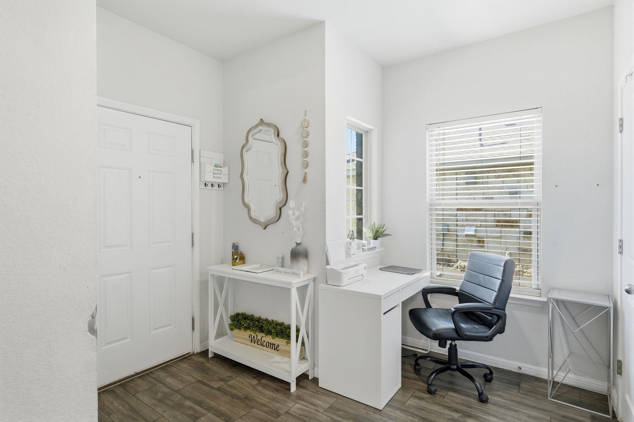 12432 Ostrich Trl, Manor, TX 78653