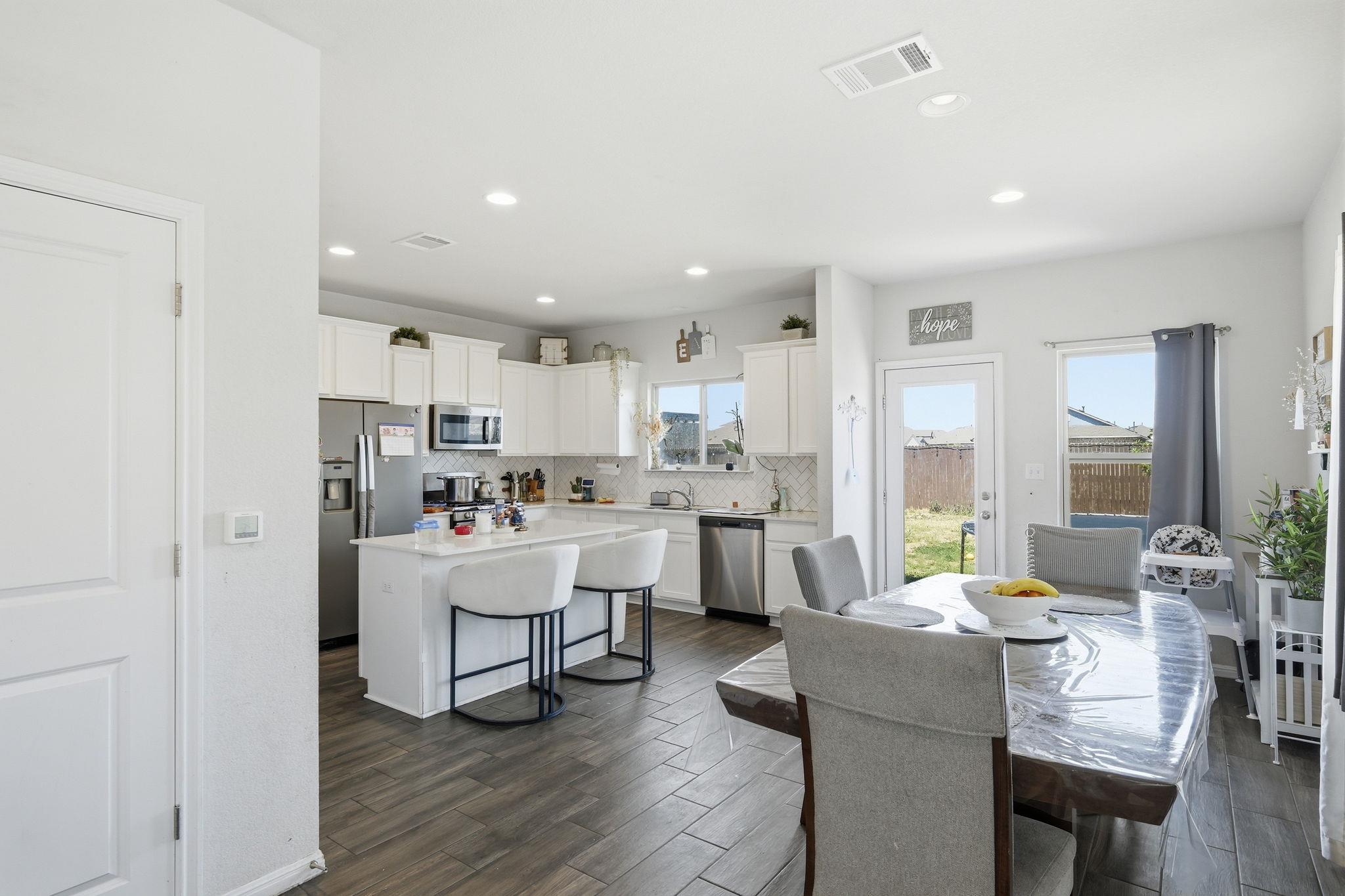 12432 Ostrich Trl, Manor, TX 78653