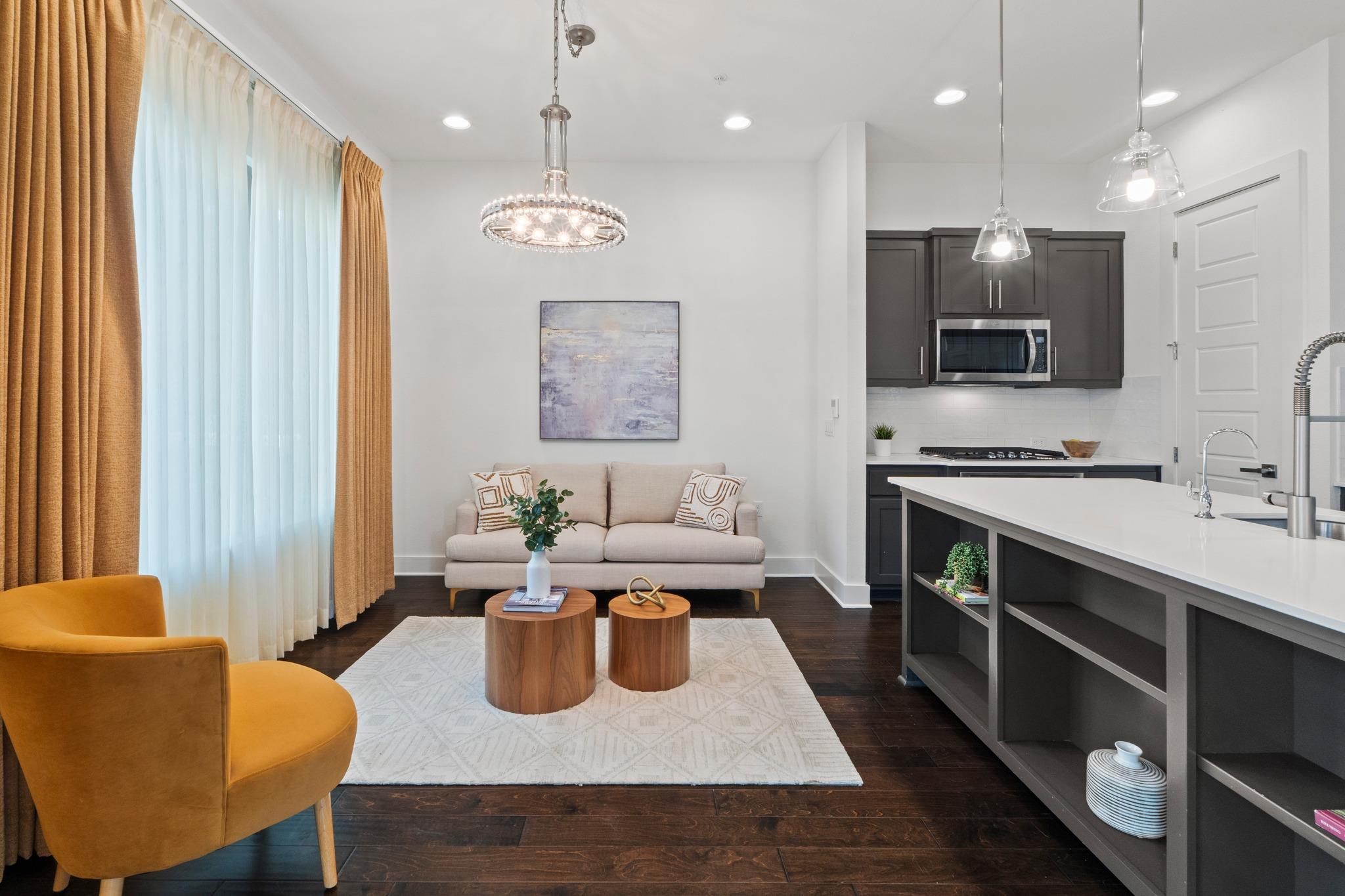 4517 Kocurek St, Austin, TX 78723