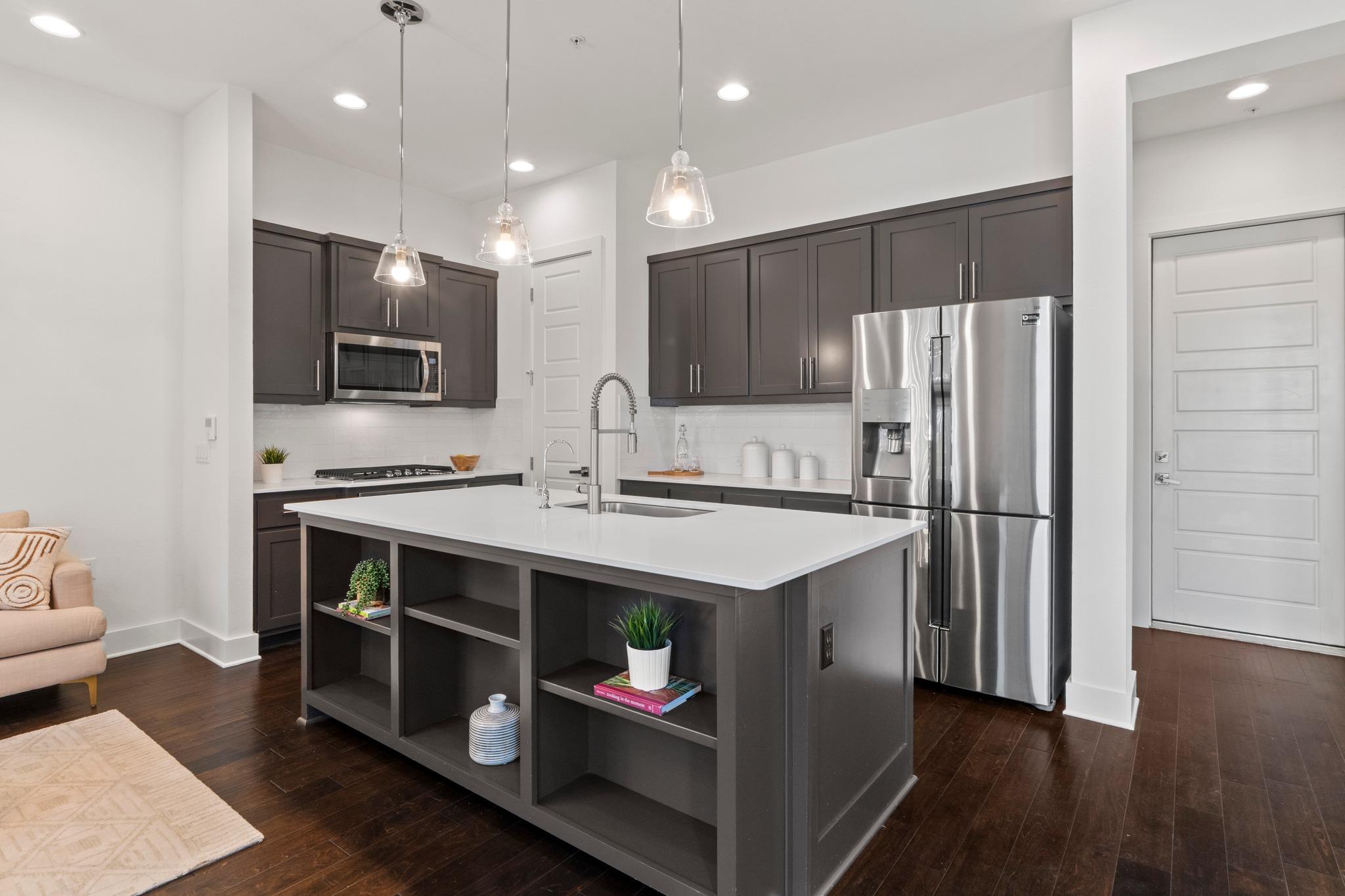 4517 Kocurek St, Austin, TX 78723