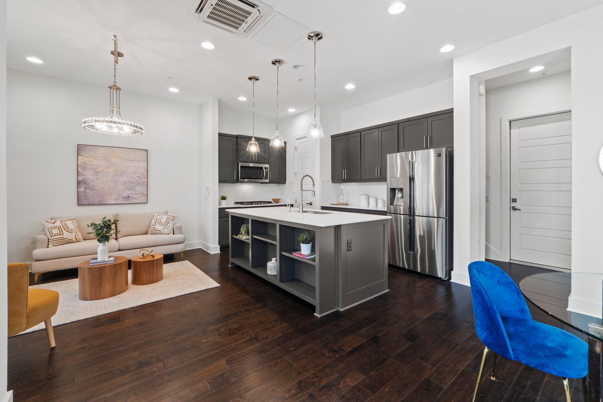 4517 Kocurek St, Austin, TX 78723