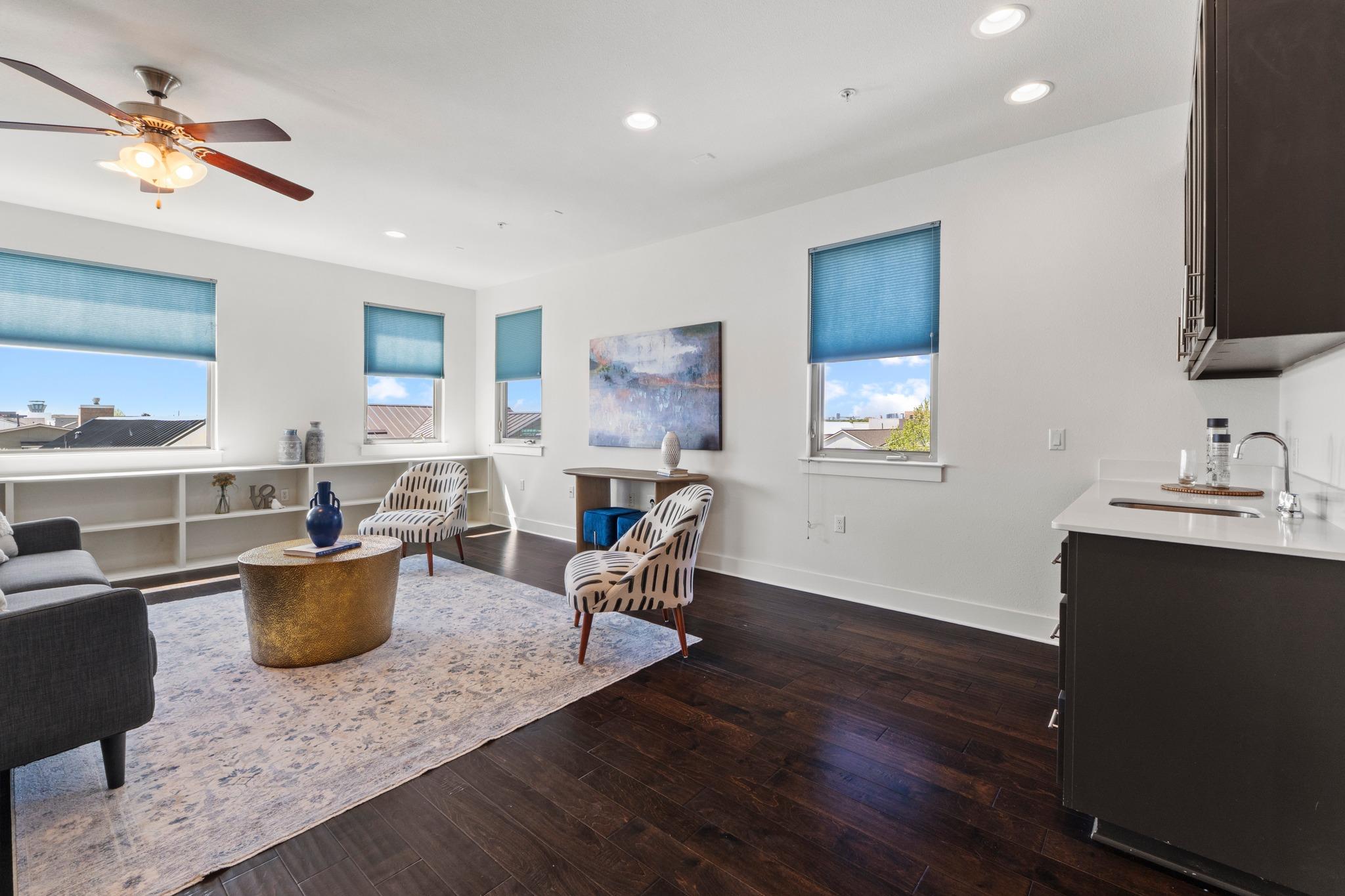 4517 Kocurek St, Austin, TX 78723