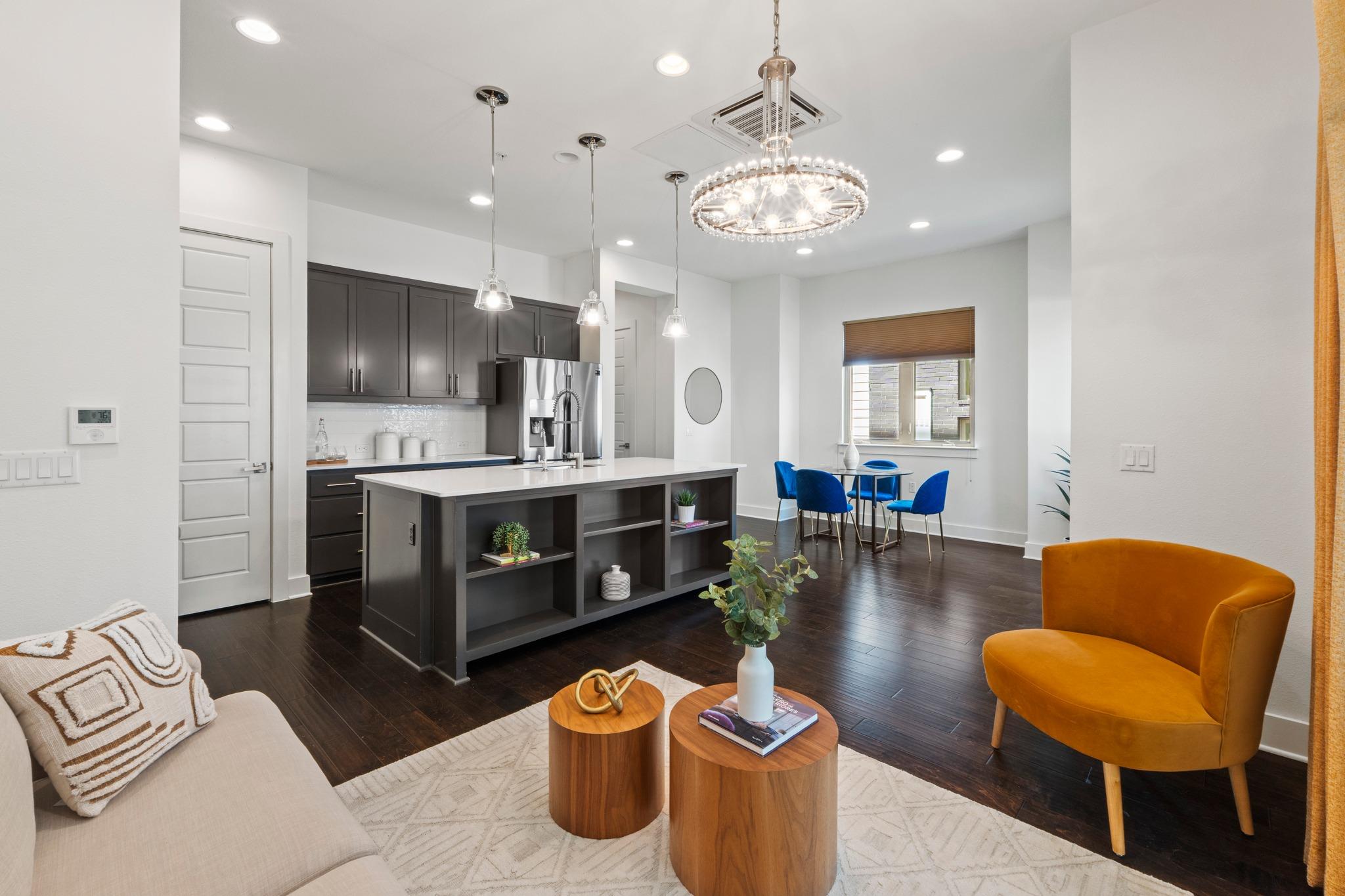 4517 Kocurek St, Austin, TX 78723