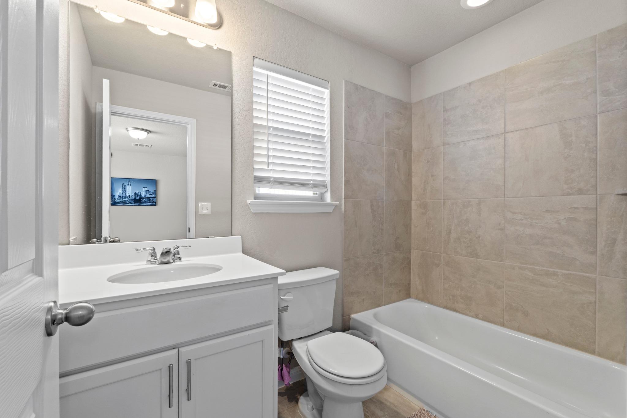 159 Macarthur Dr, Leander, TX 78641