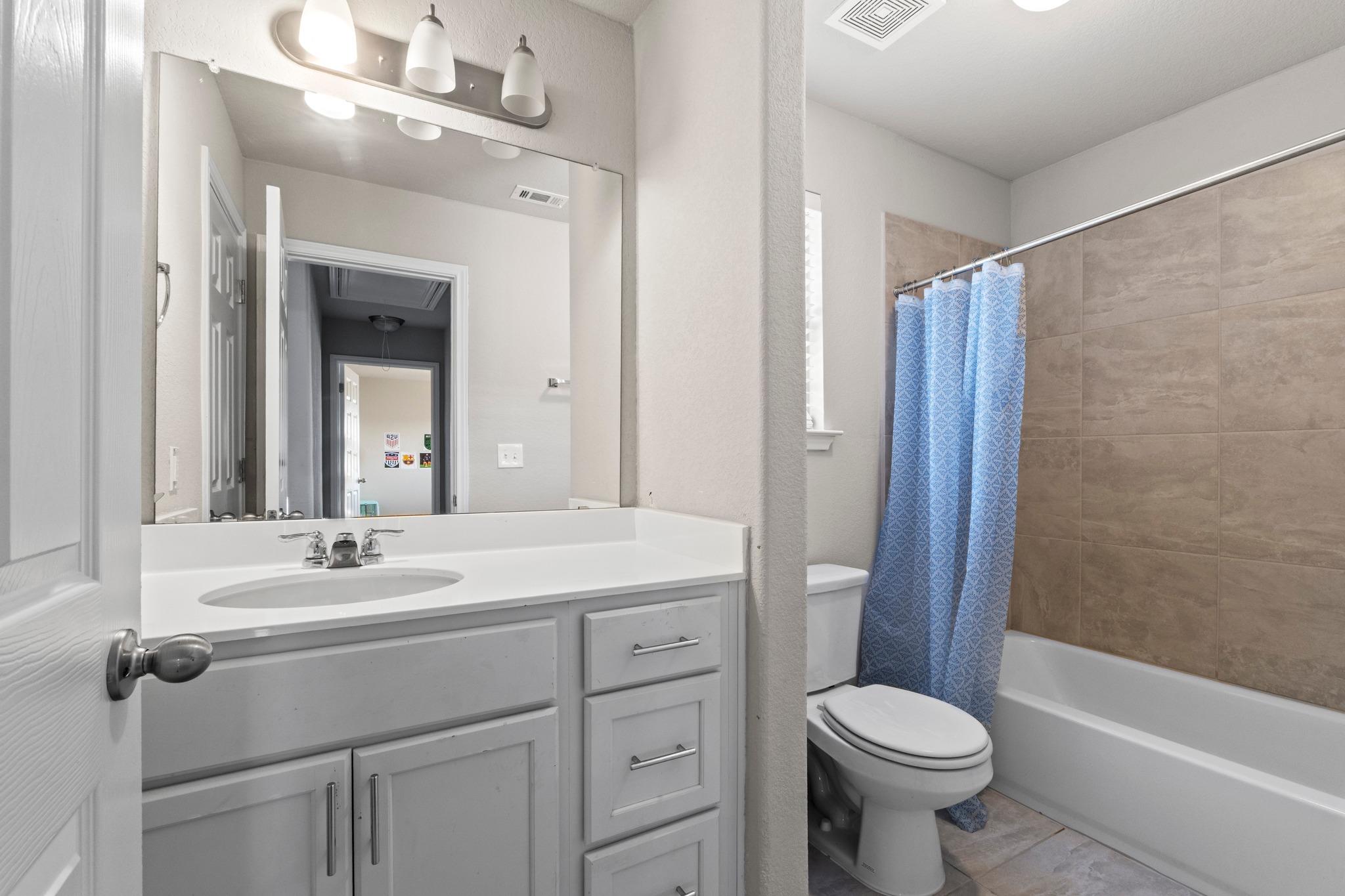 159 Macarthur Dr, Leander, TX 78641