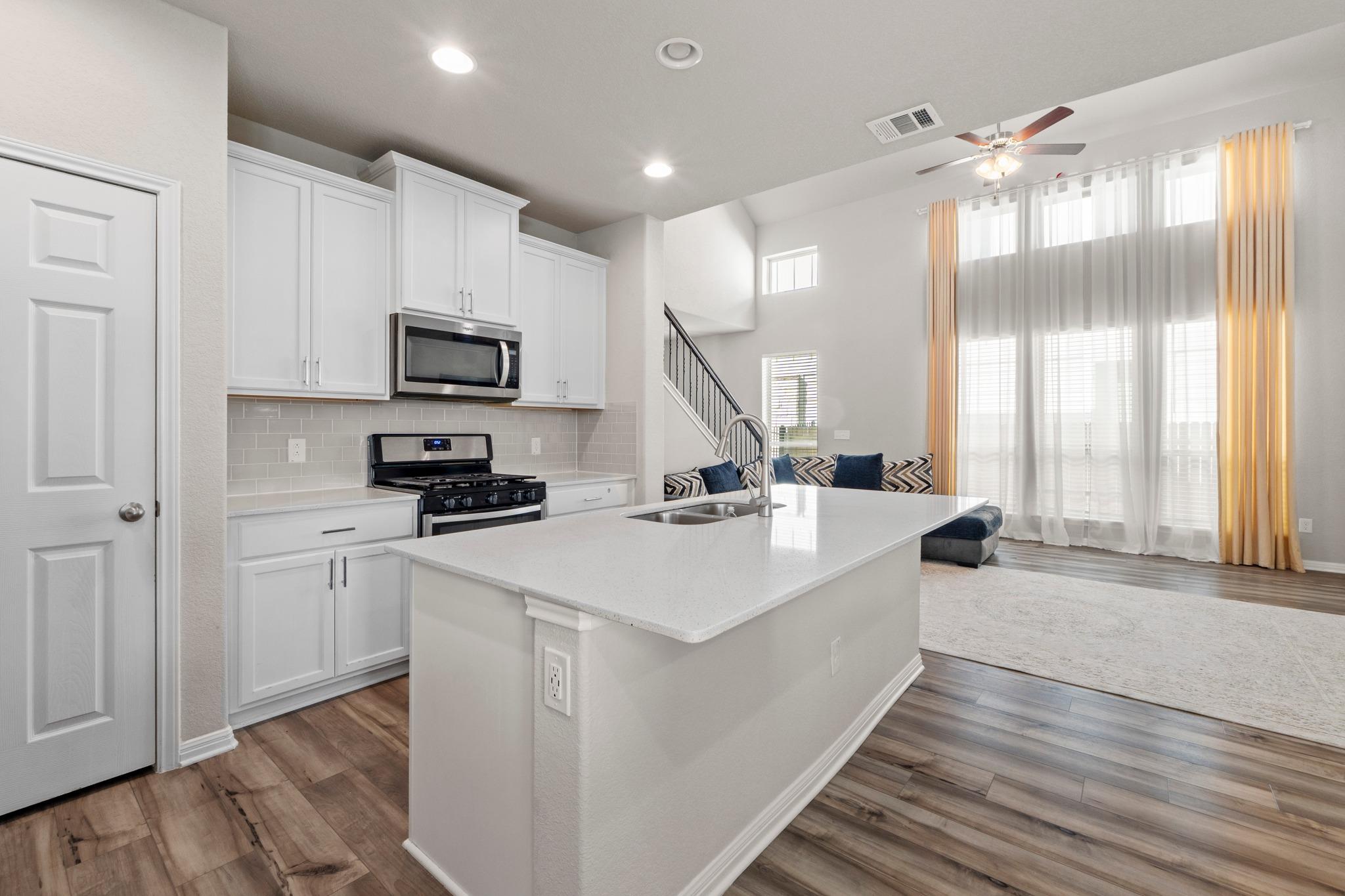 159 Macarthur Dr, Leander, TX 78641