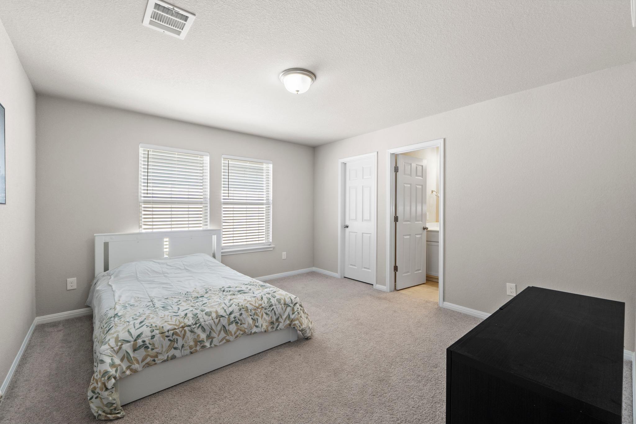 159 Macarthur Dr, Leander, TX 78641