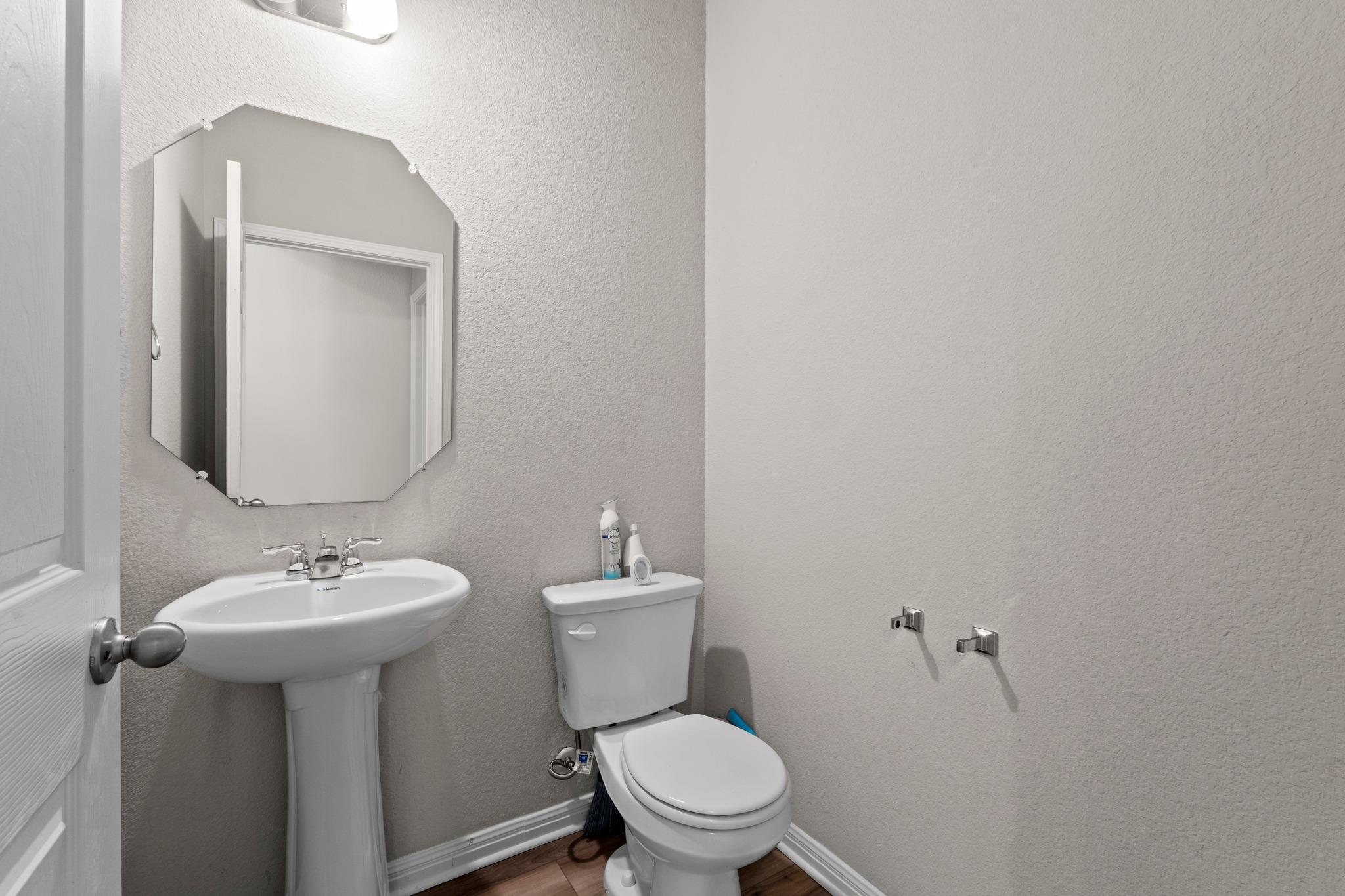 159 Macarthur Dr, Leander, TX 78641