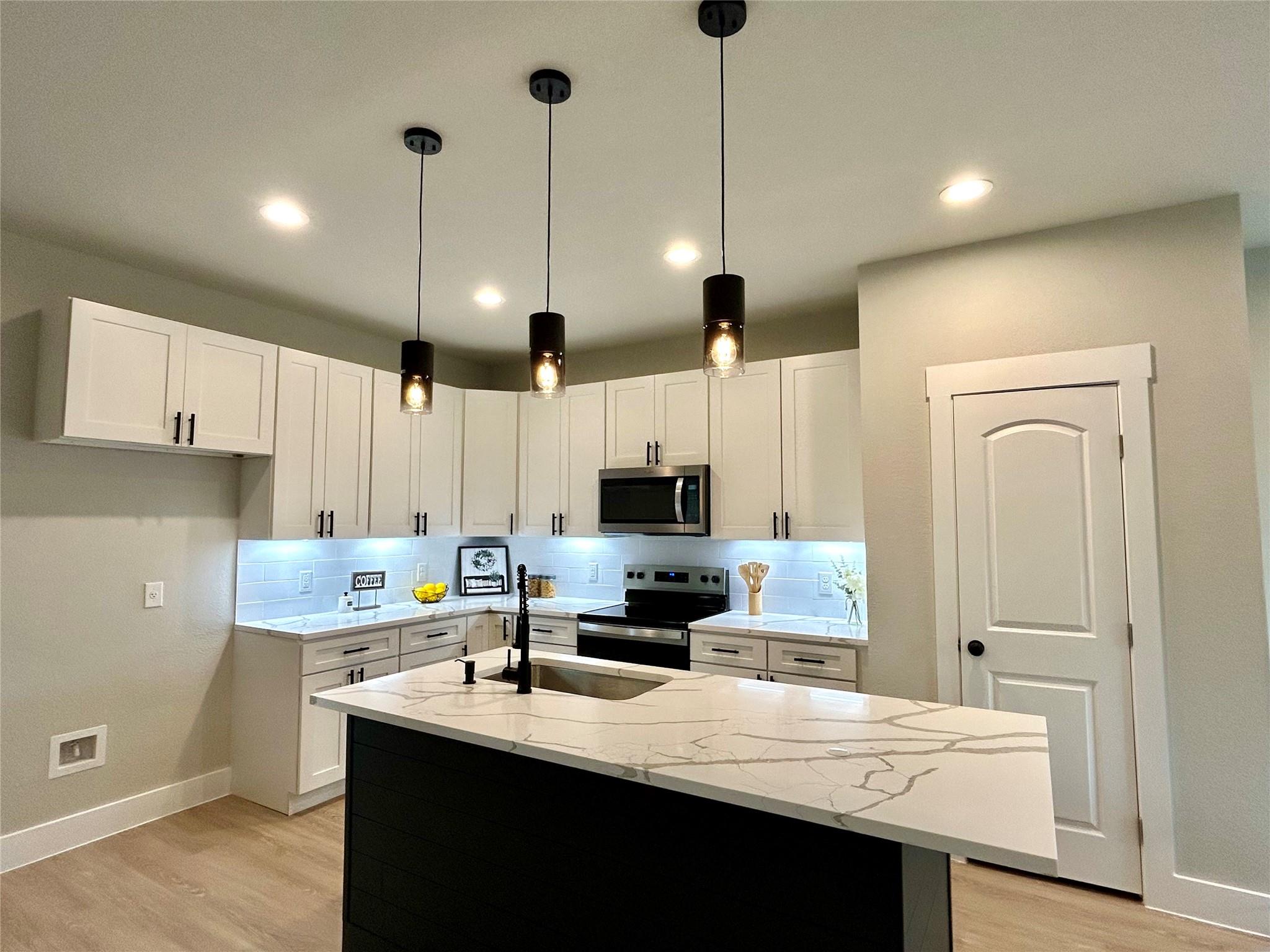 120 Kaelepulu Dr, Bastrop, TX 78602