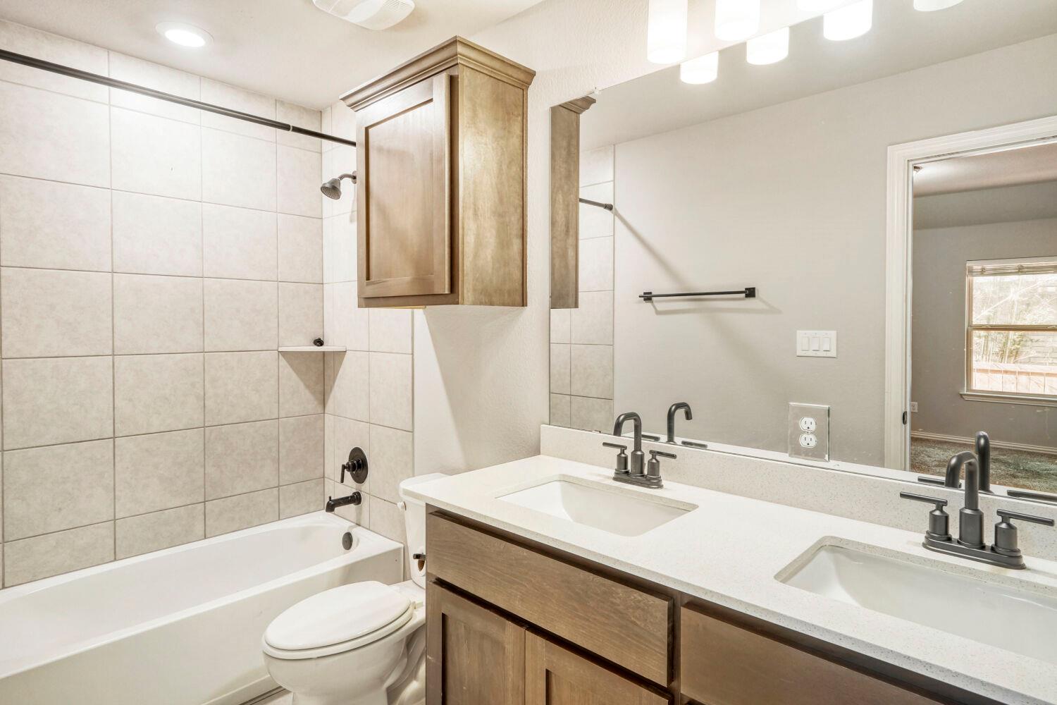 426 Cold River Run, Kyle, TX 78640