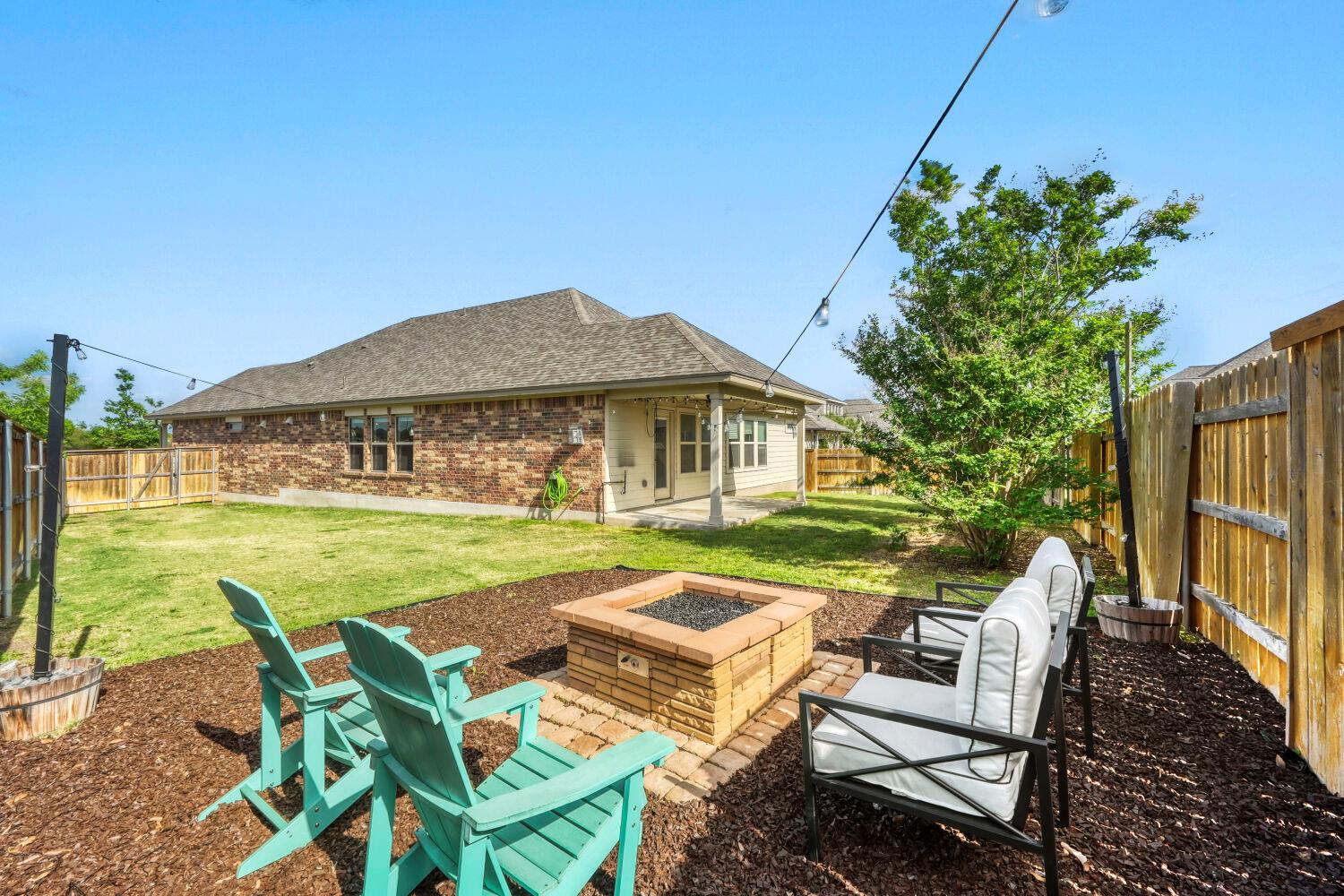 426 Cold River Run, Kyle, TX 78640