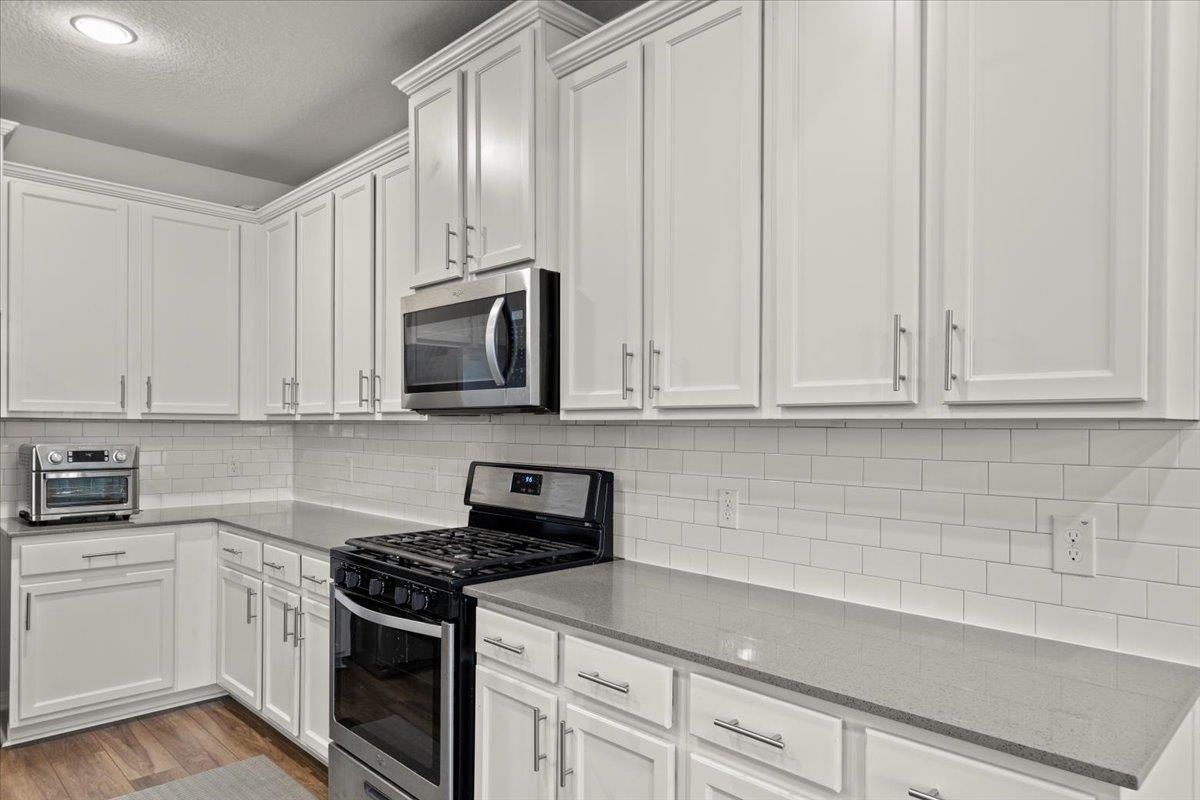 213 Munk Ln, Leander, TX 78641