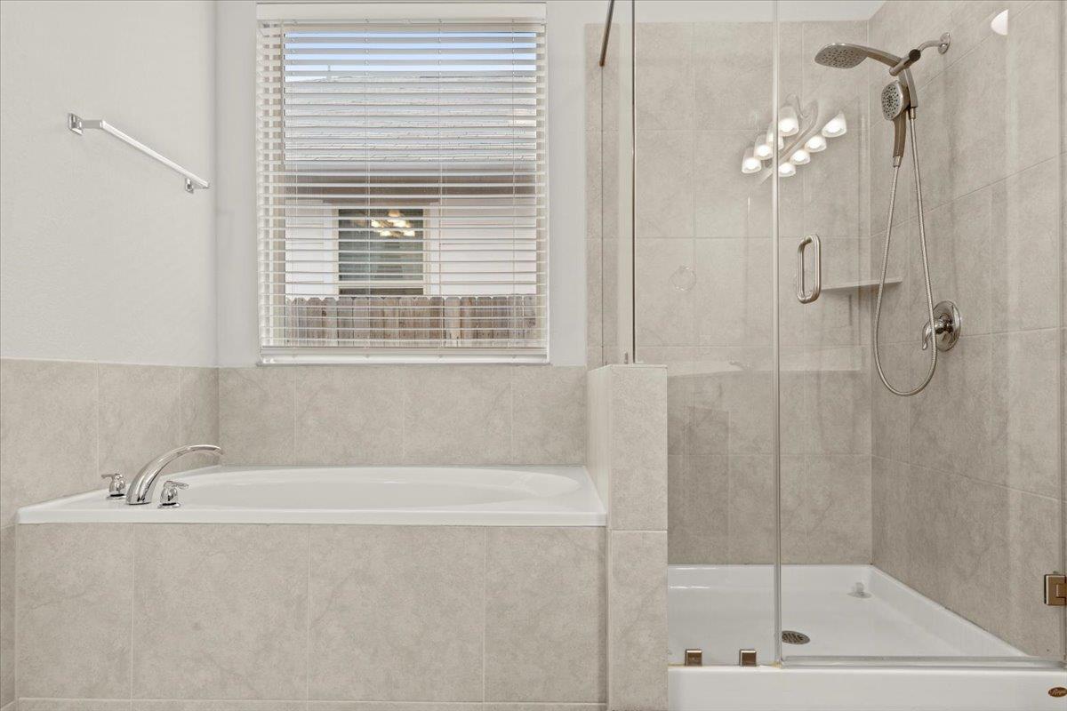 213 Munk Ln, Leander, TX 78641