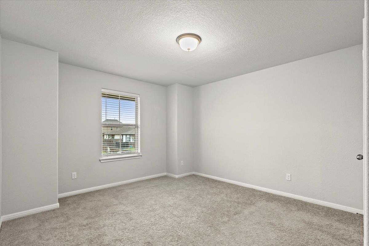 213 Munk Ln, Leander, TX 78641