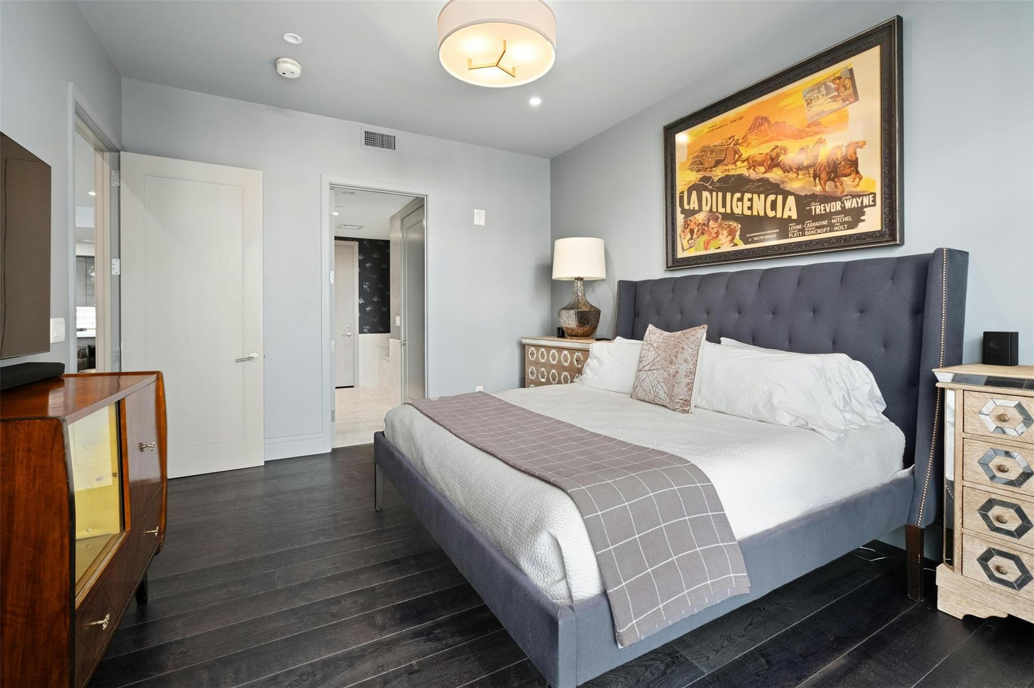 200 Congress Ave # 15D, Austin, TX 78701