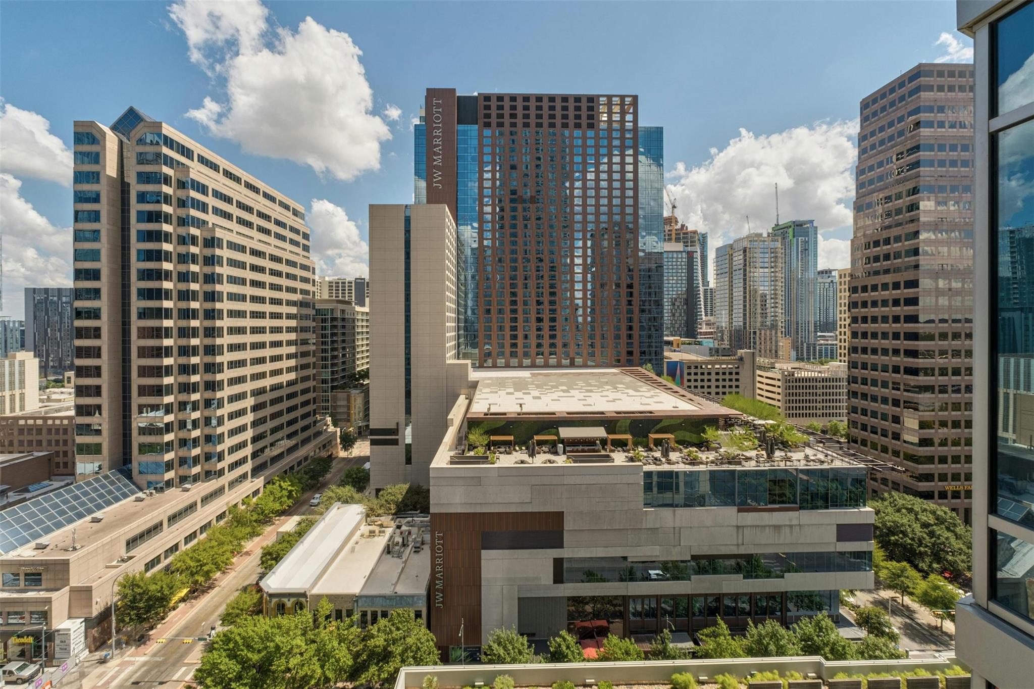 200 Congress Ave # 15D, Austin, TX 78701