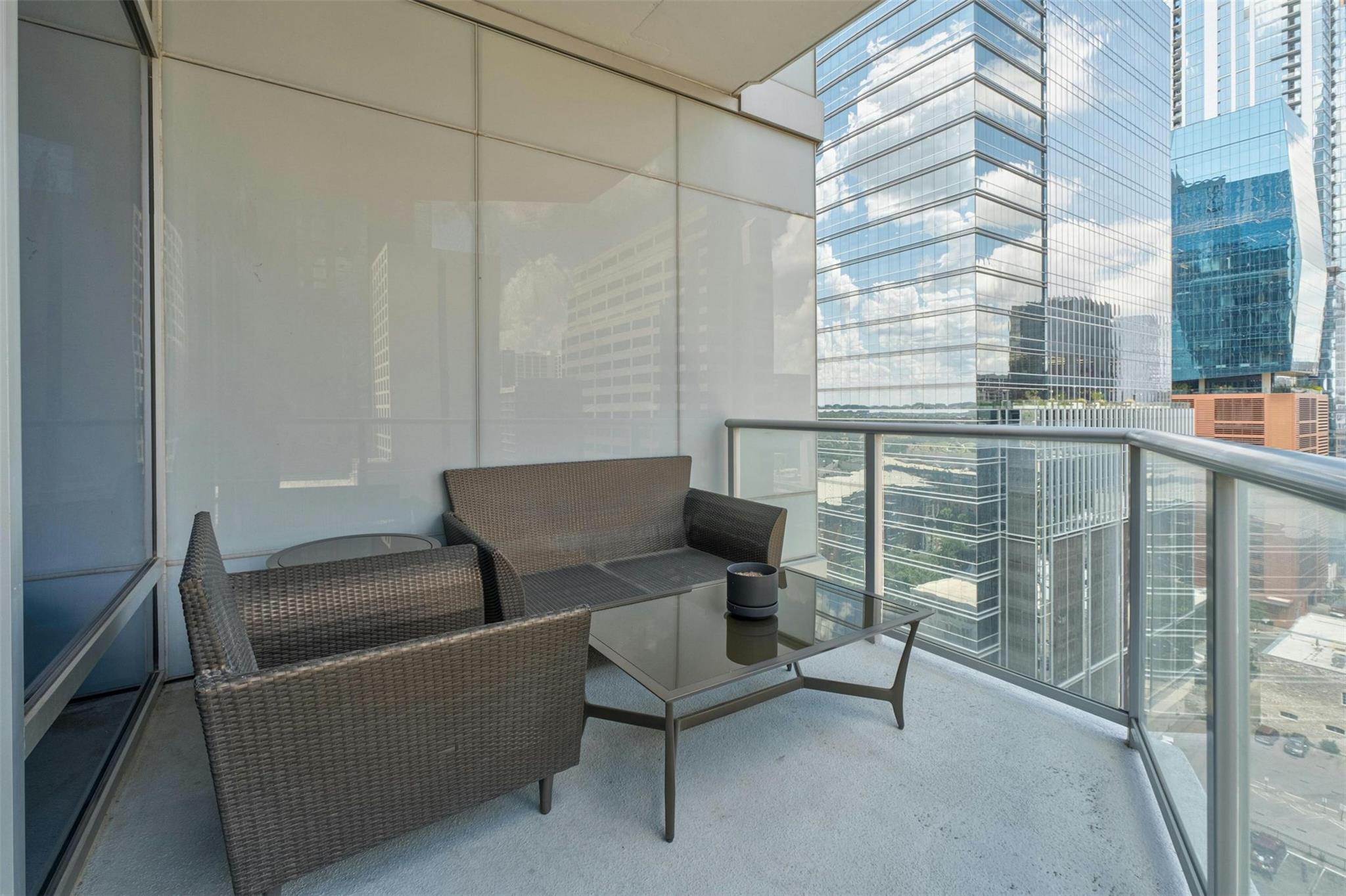 200 Congress Ave # 15D, Austin, TX 78701