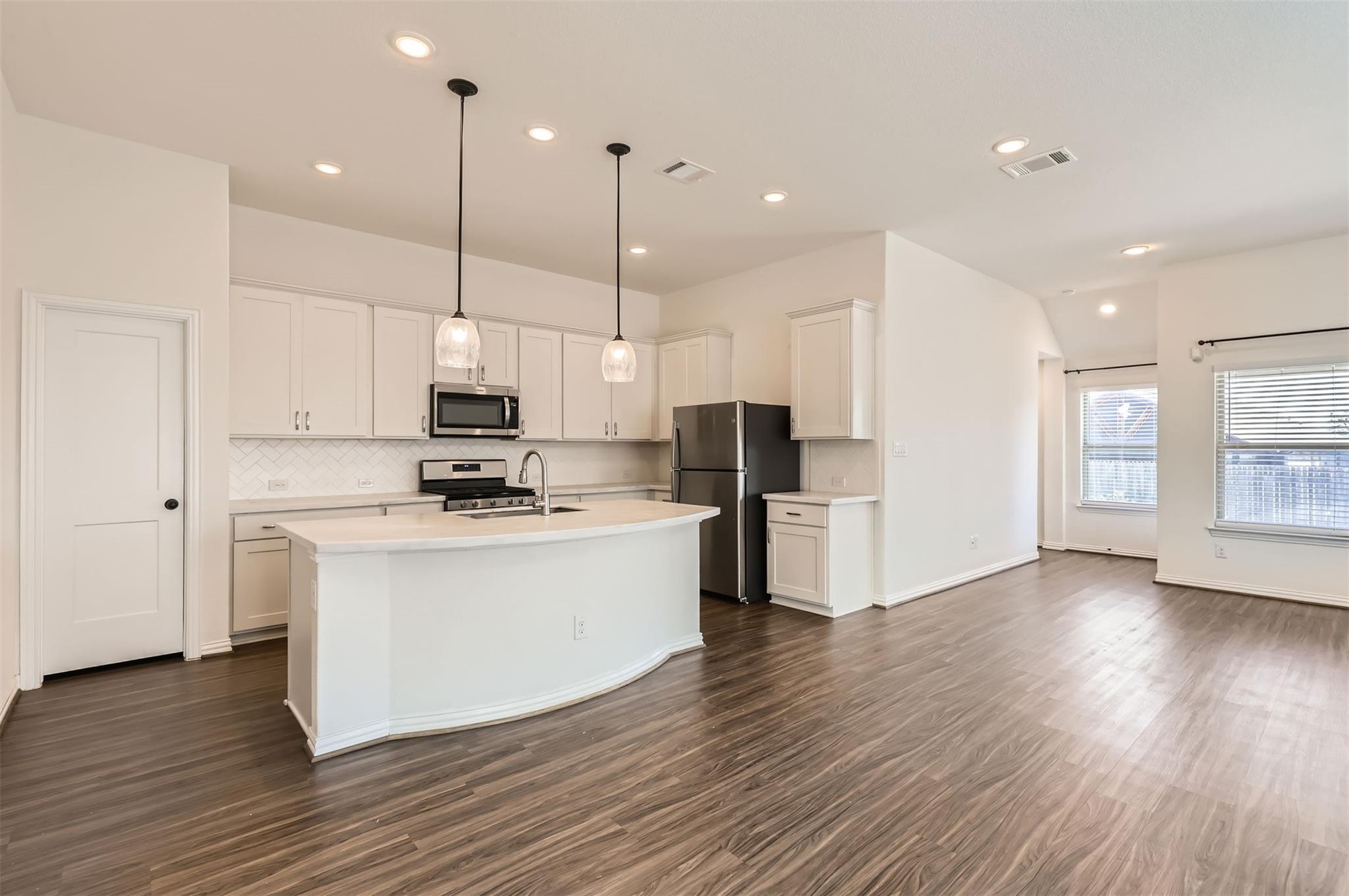 113 Concho Creek Loop, Leander, TX 78641