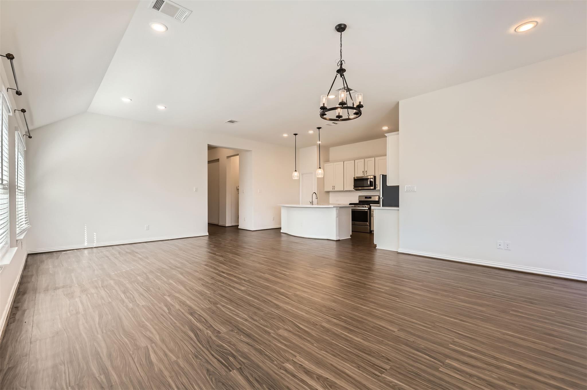 113 Concho Creek Loop, Leander, TX 78641