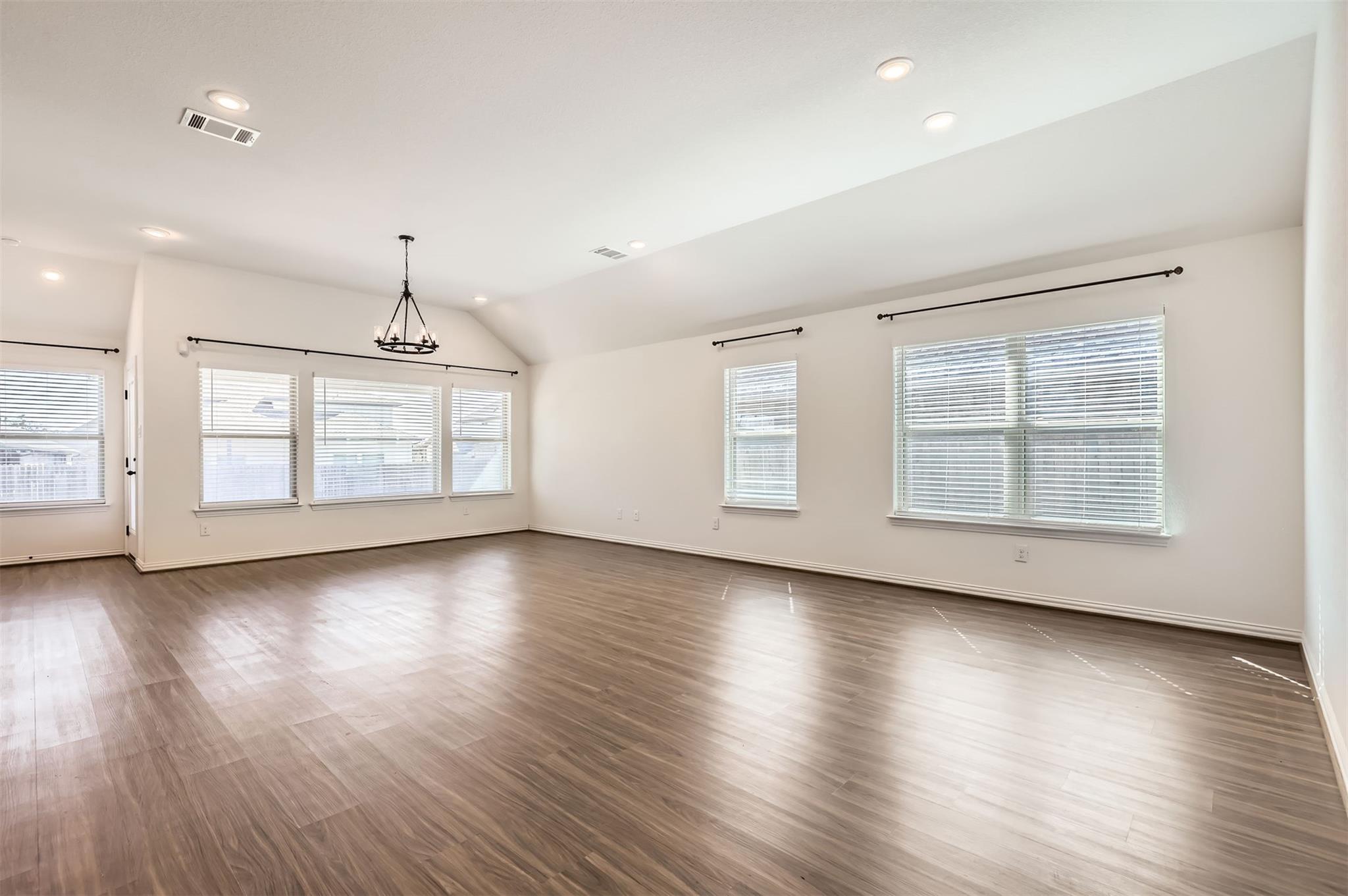 113 Concho Creek Loop, Leander, TX 78641