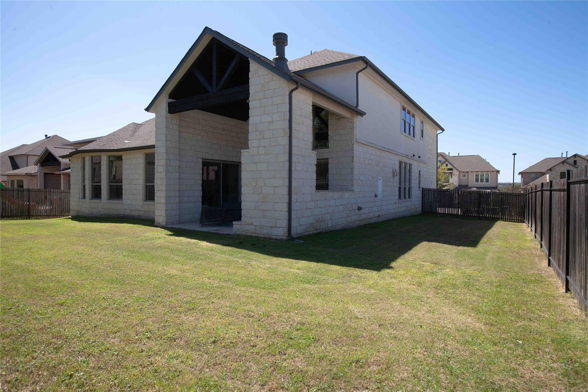 7212 Vicenza Dr, Austin, TX 78739