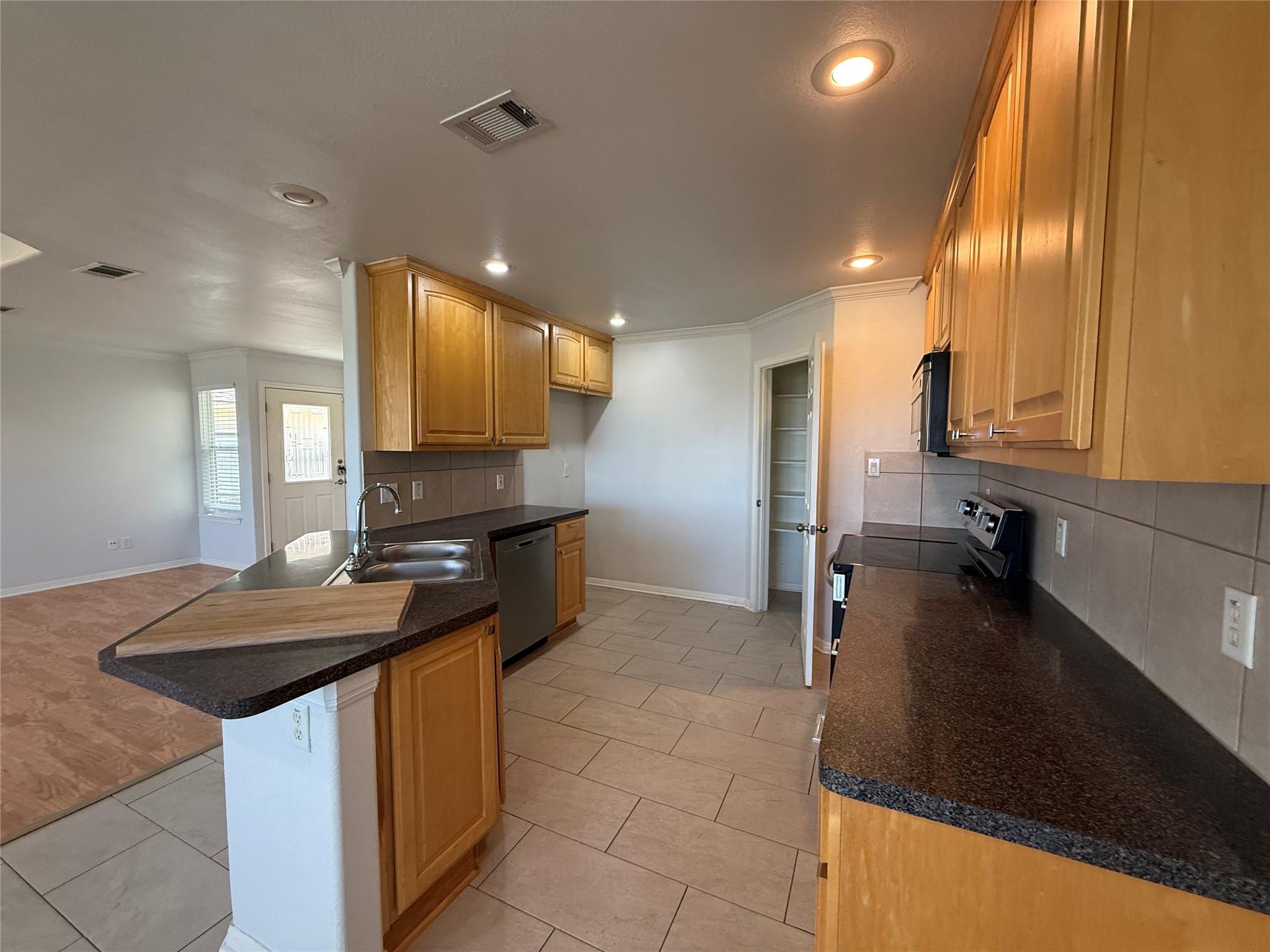 3209 Mac Arthur Ave # A, Lago Vista, TX 78645