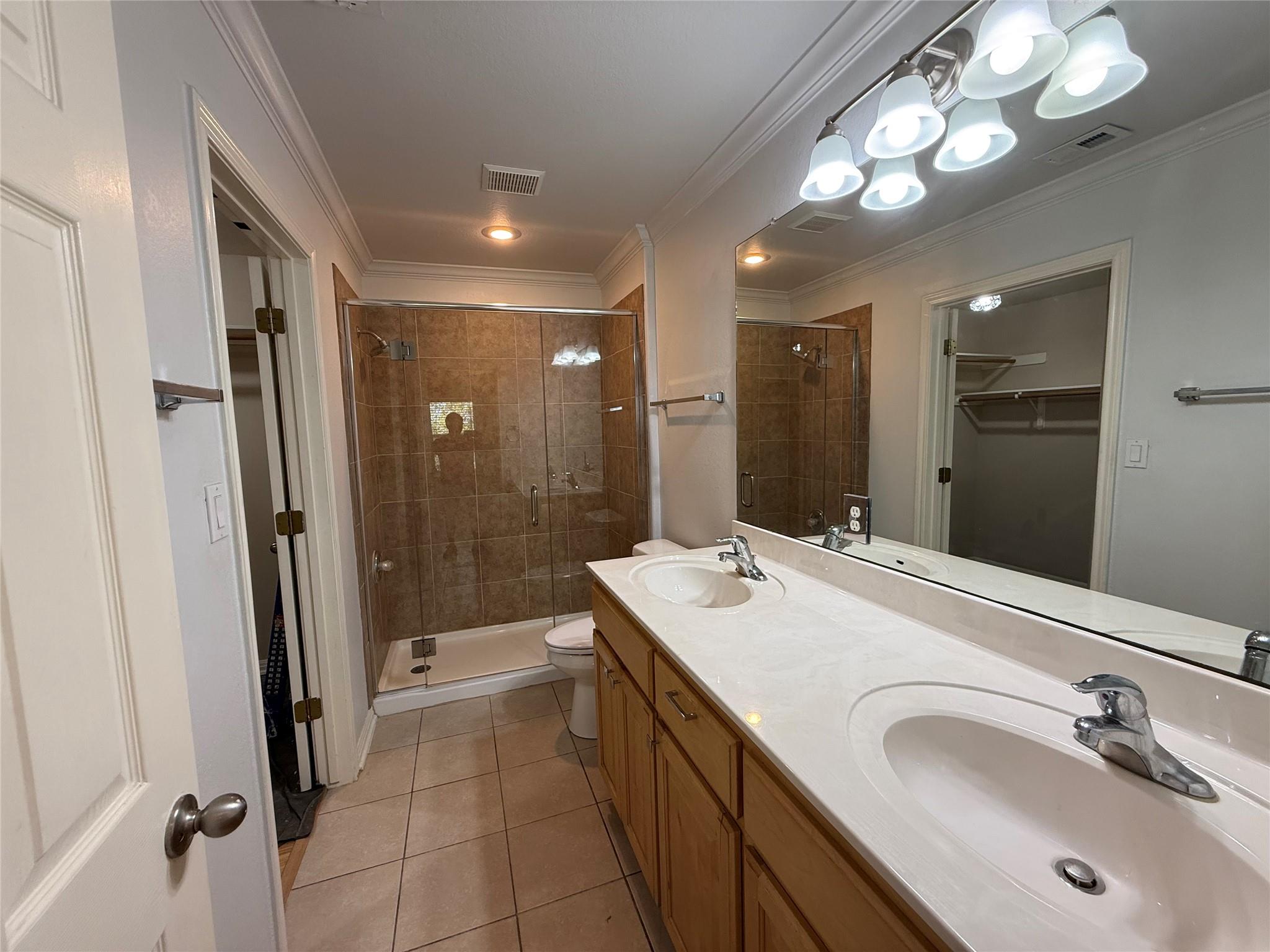 3209 Mac Arthur Ave # A, Lago Vista, TX 78645