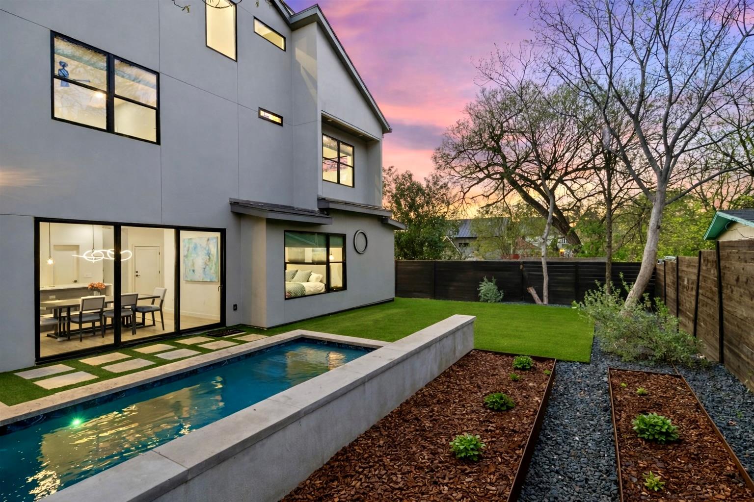 1502 Juliet St, Austin, TX 78704