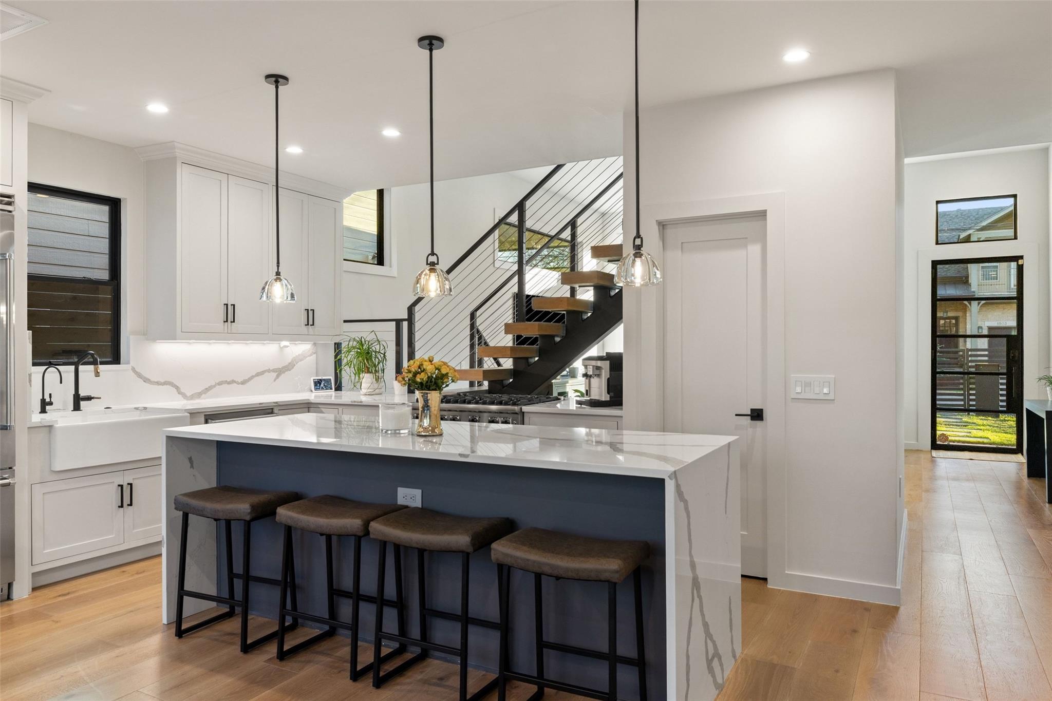 1502 Juliet St, Austin, TX 78704