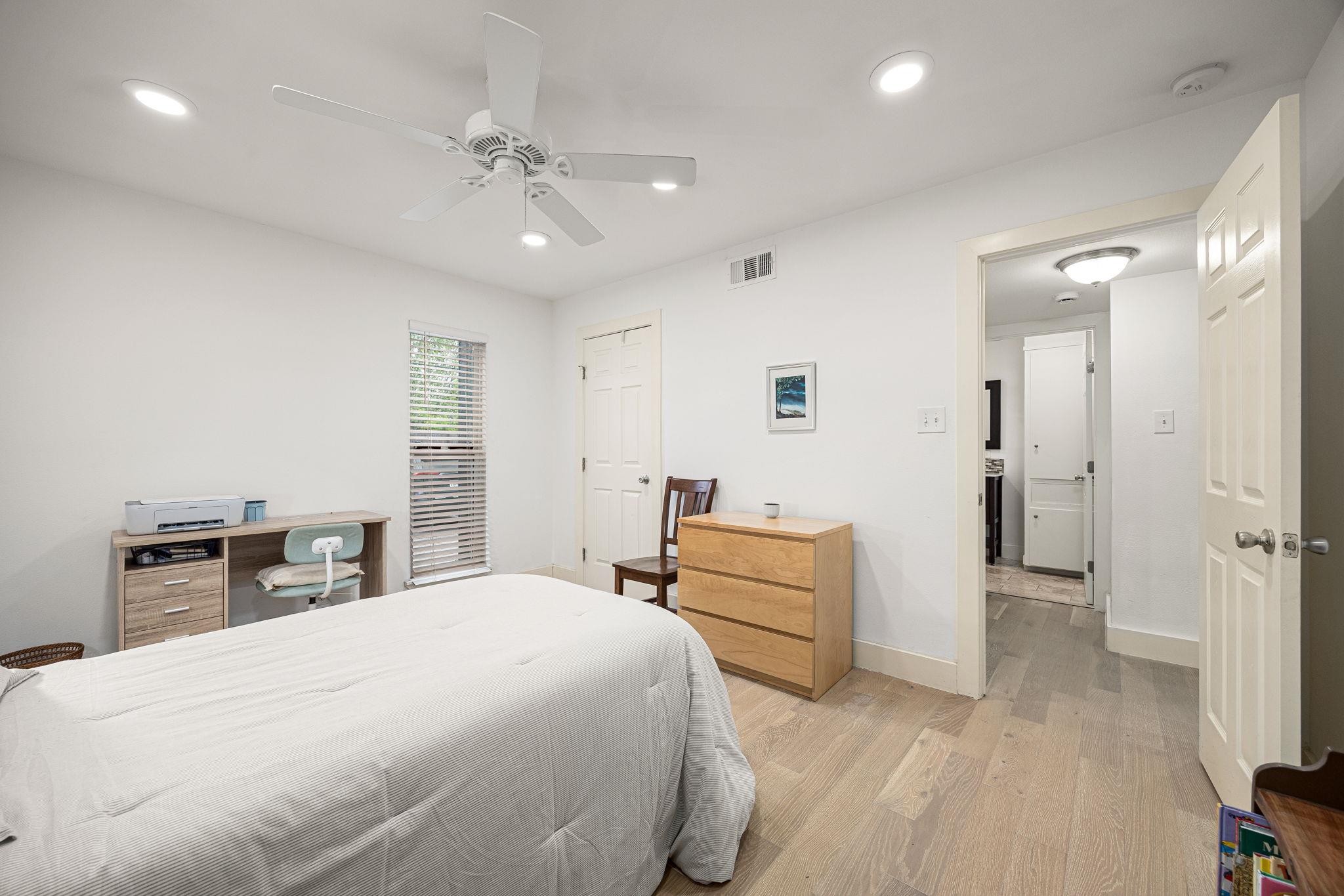 5820 Berkman Dr # 119, Austin, TX 78723